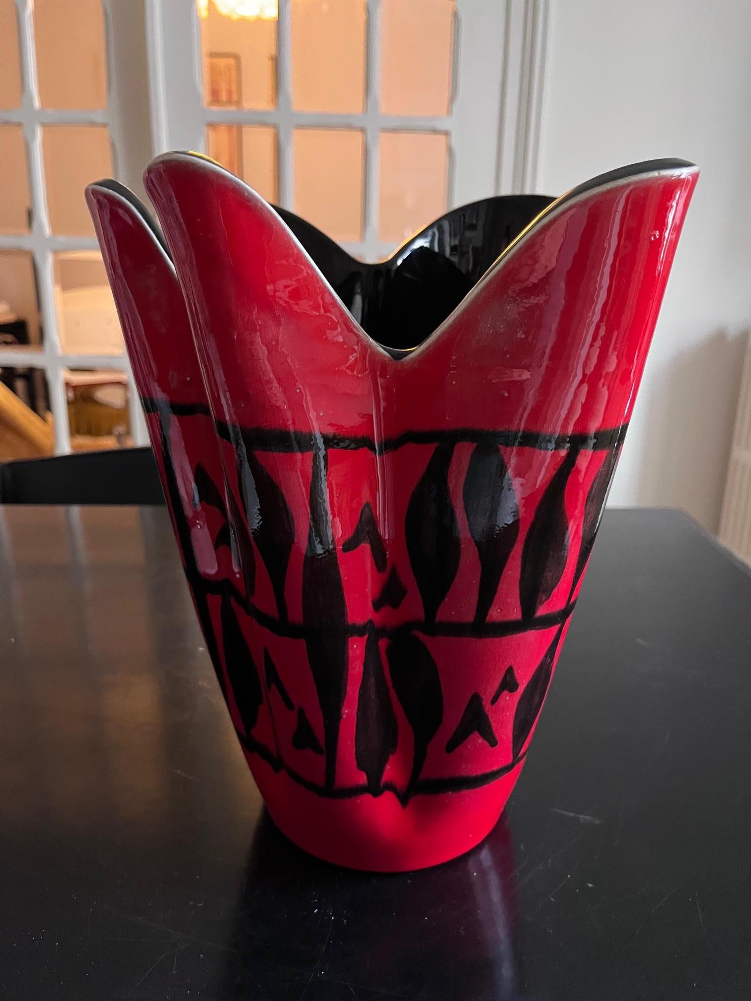 Große rote Elchinger-Vase  (Französisch) im Angebot