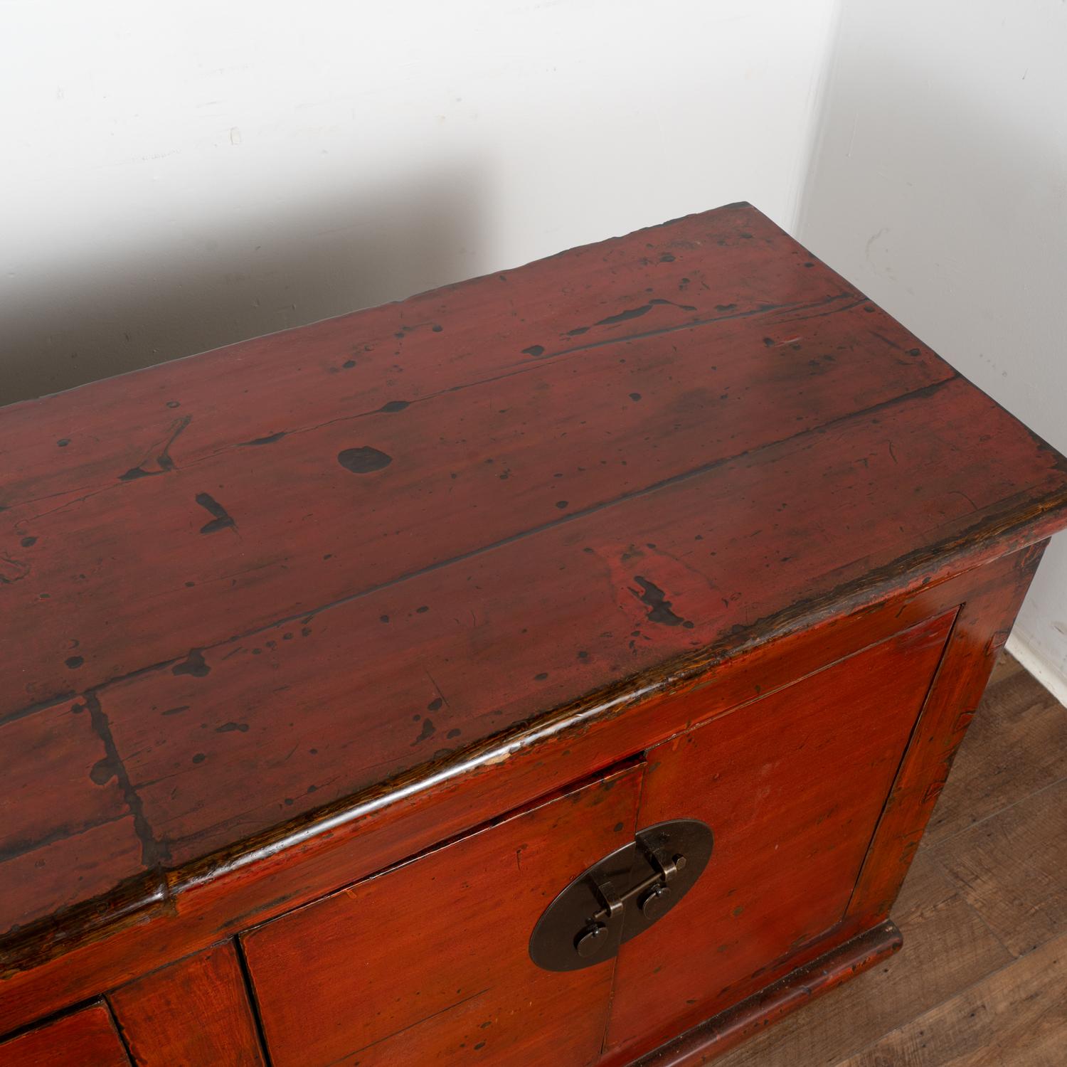 Large Red Lacquer Chinese Sideboard Console, circa 1860-80 3