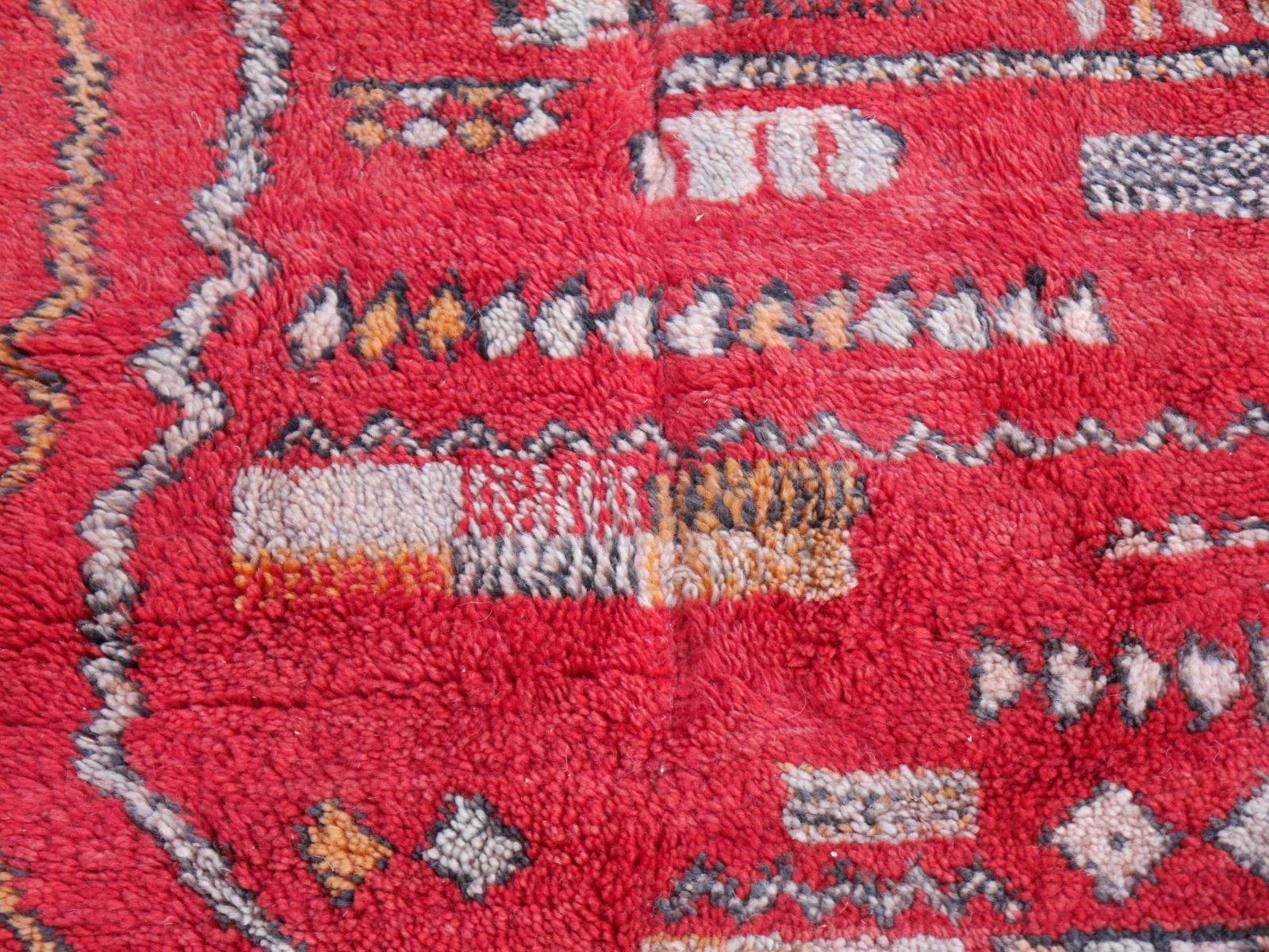 Large Red Moroccan Vintage Rug North African Tribal Design Djoharian Collection For Sale 3