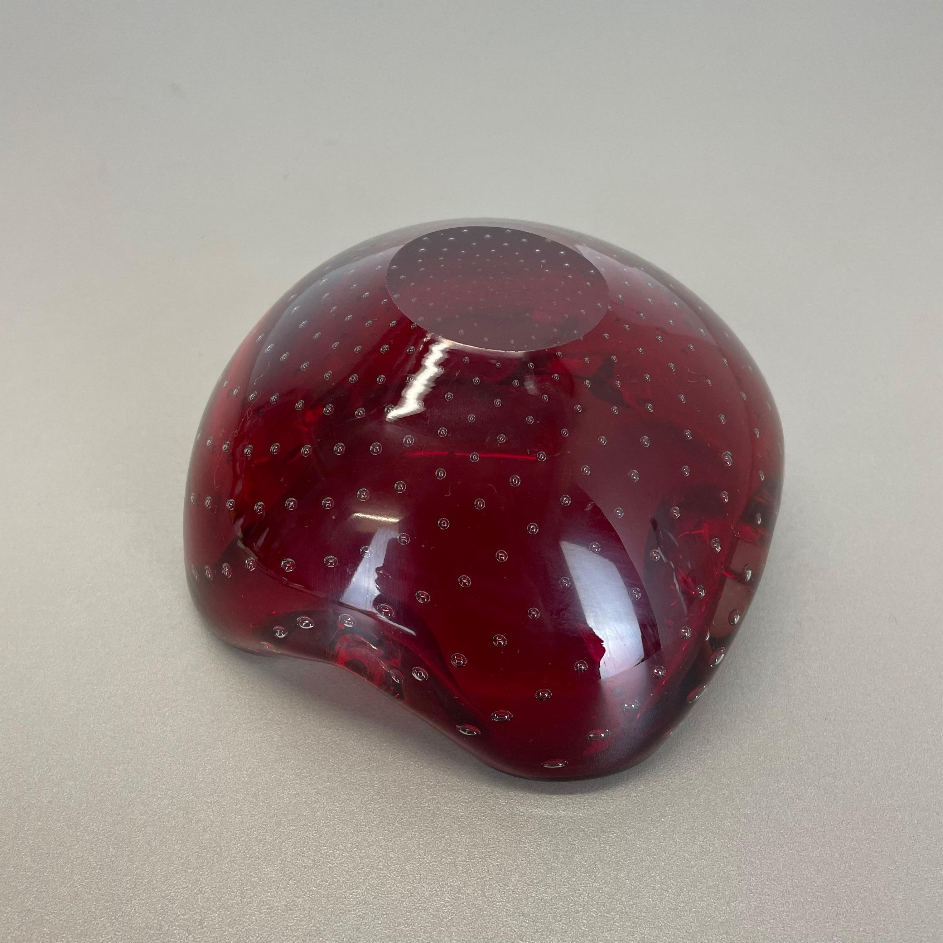 Large Red Murano Bubble Glass Bowl Element Shell Ashtray Murano, Italy, 1970s For Sale 4