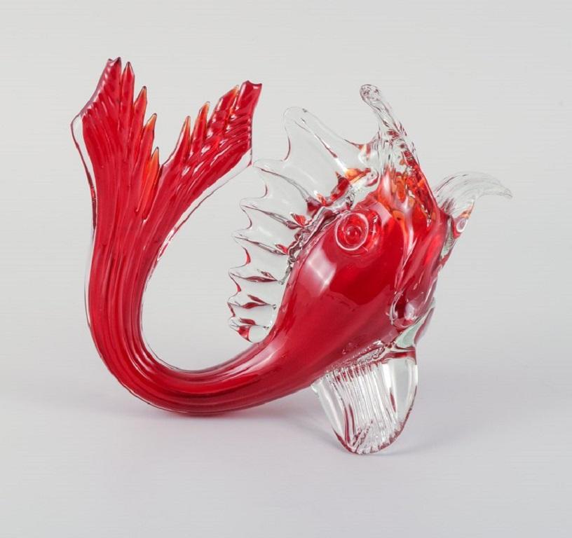 Large red Murano fish in mouth-blown art glass, 1960s/70s.
H 25.0 cm. x L 25.0 cm.
Unsigned.
In excellent condition.