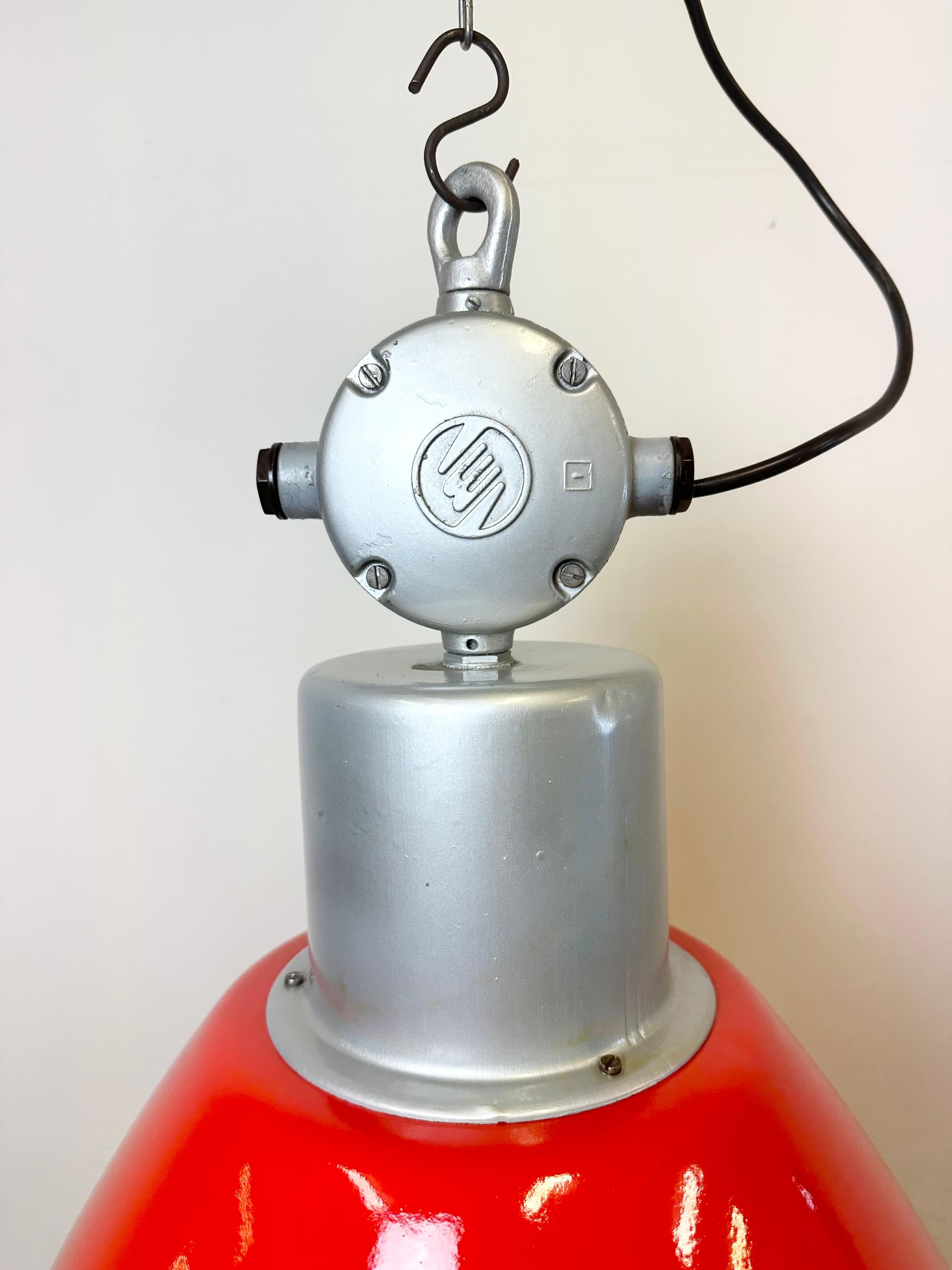 Cast Large Red Painted Industrial Factory Lamp from Elektrosvit, 1960s For Sale