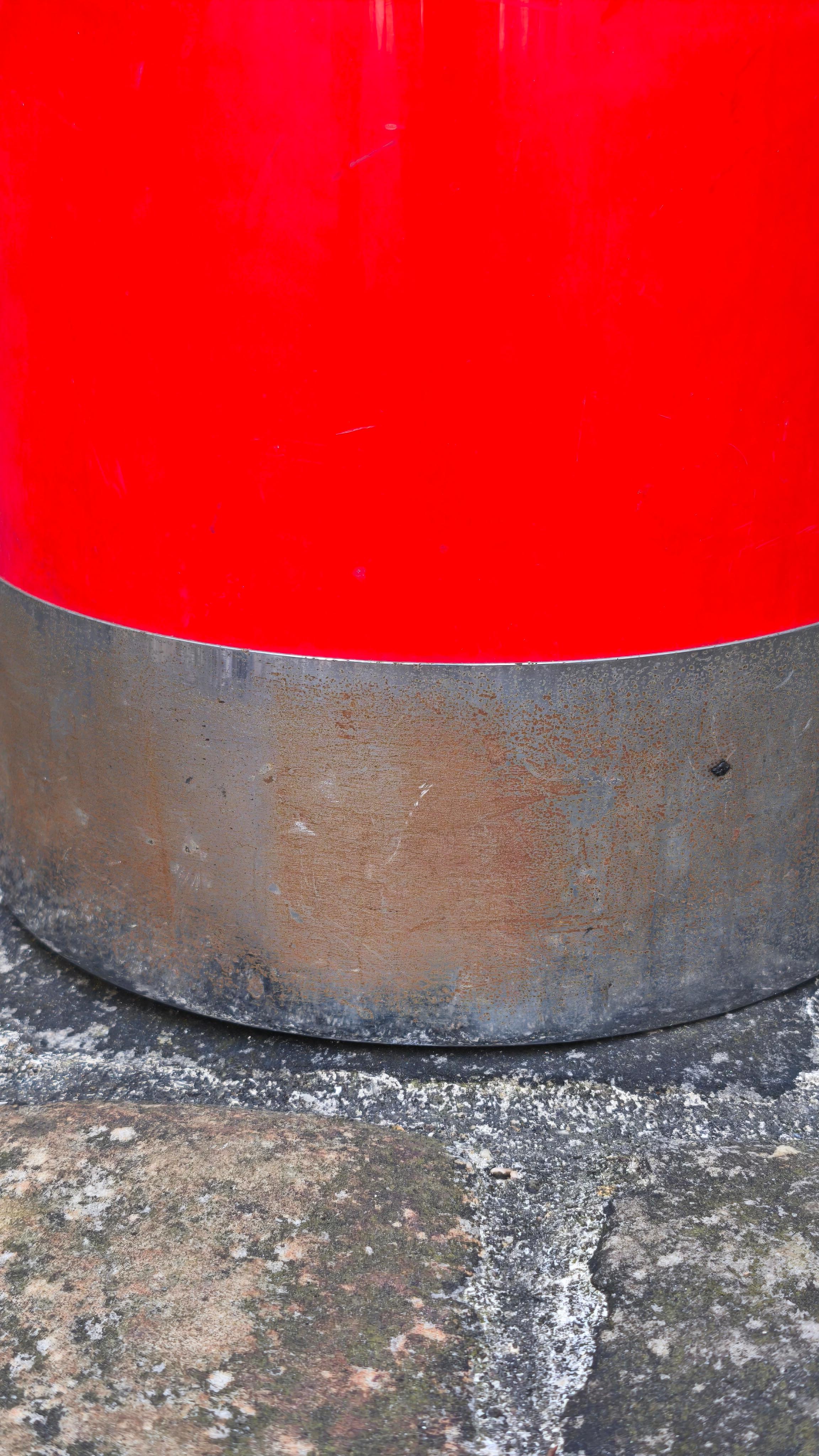 Große rote Kunststofflampe, 1970er Jahre, zugeschrieben Gae Aulenti im Angebot 3