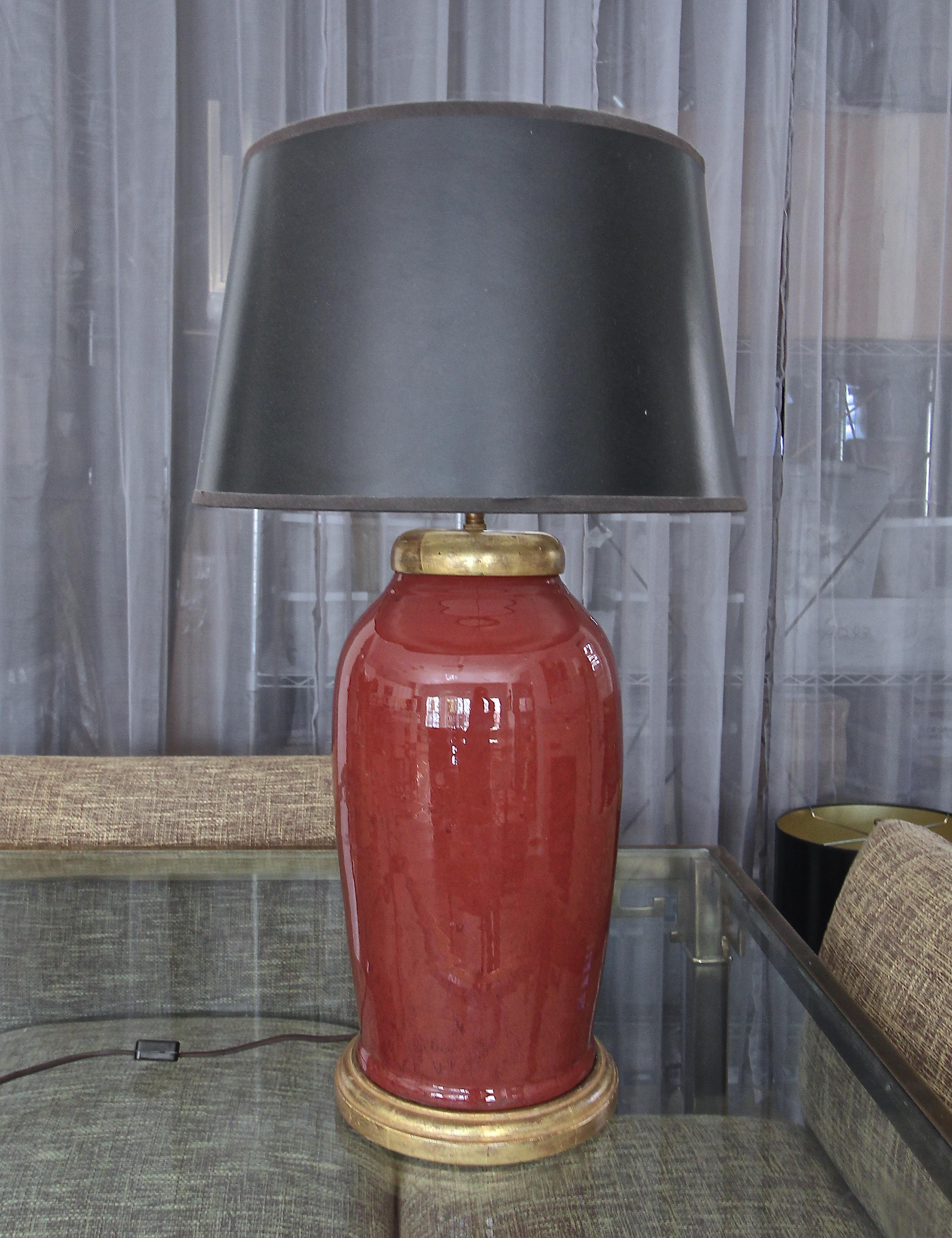 Large Chinese Oxblood Porcelain Water Gilt Table Lamp For Sale 10