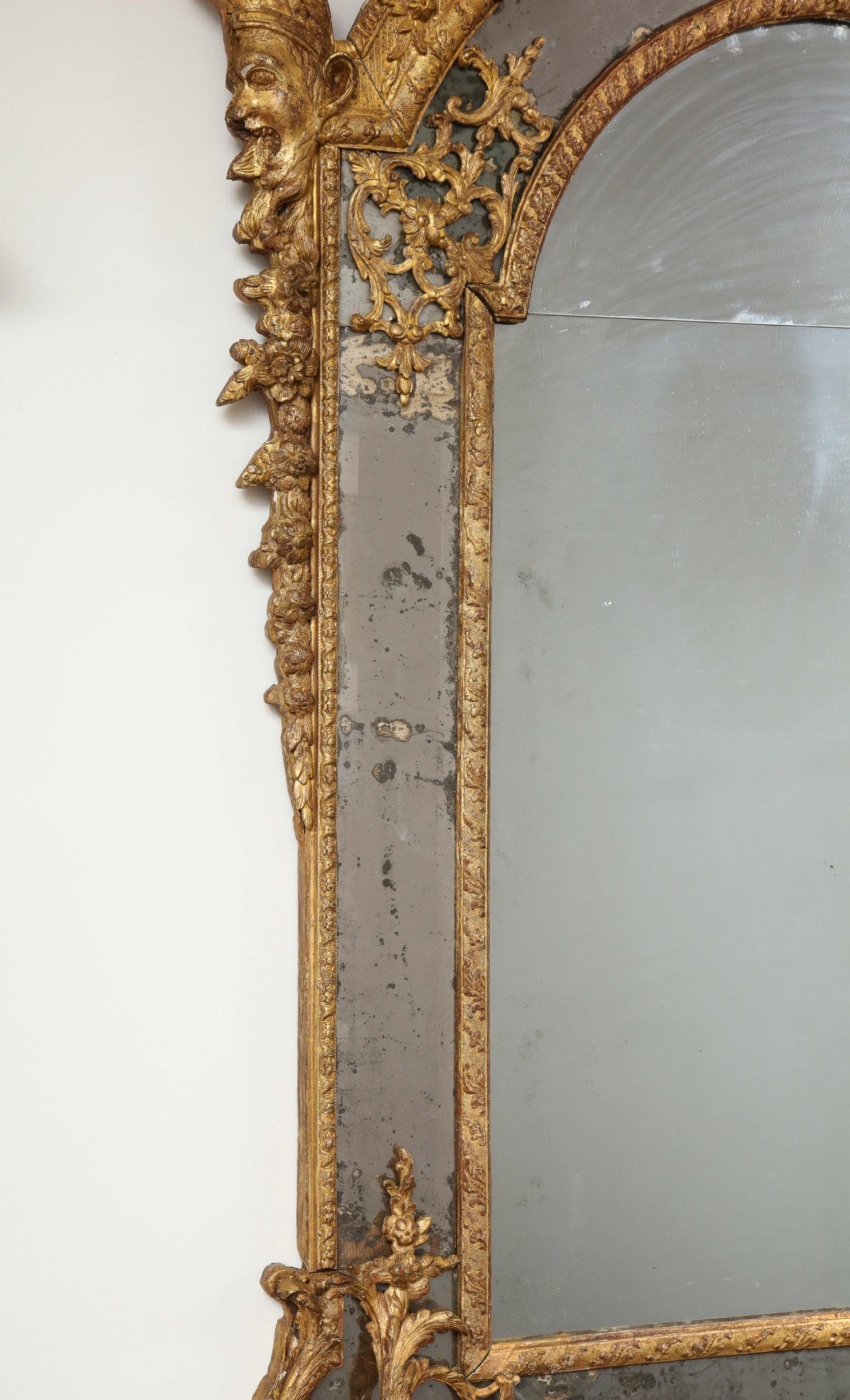 Large Régence Carved Giltwood Wall Mirror For Sale 3