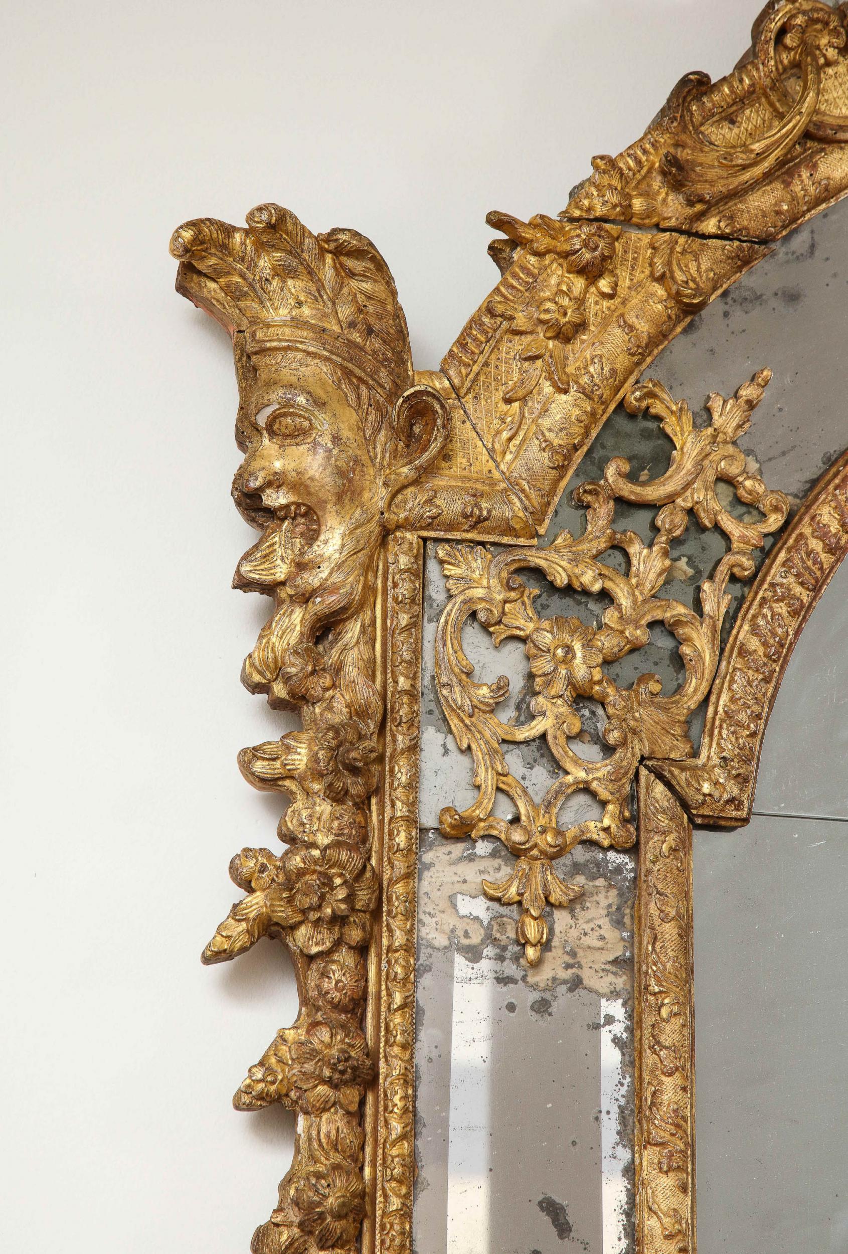 Large Régence Carved Giltwood Wall Mirror For Sale 6