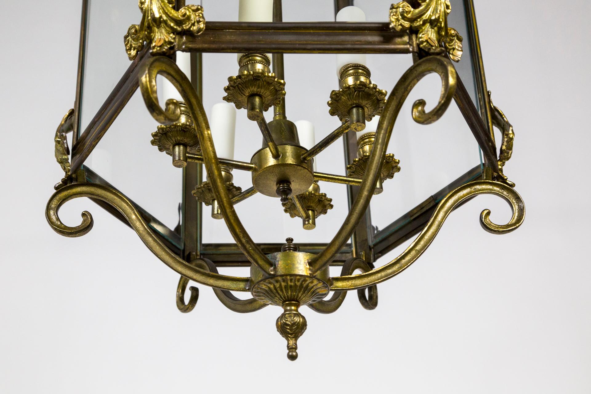 Large Regency 6 Panel Brass Lantern w/ Scrolls Acanthus Leaves For Sale 1