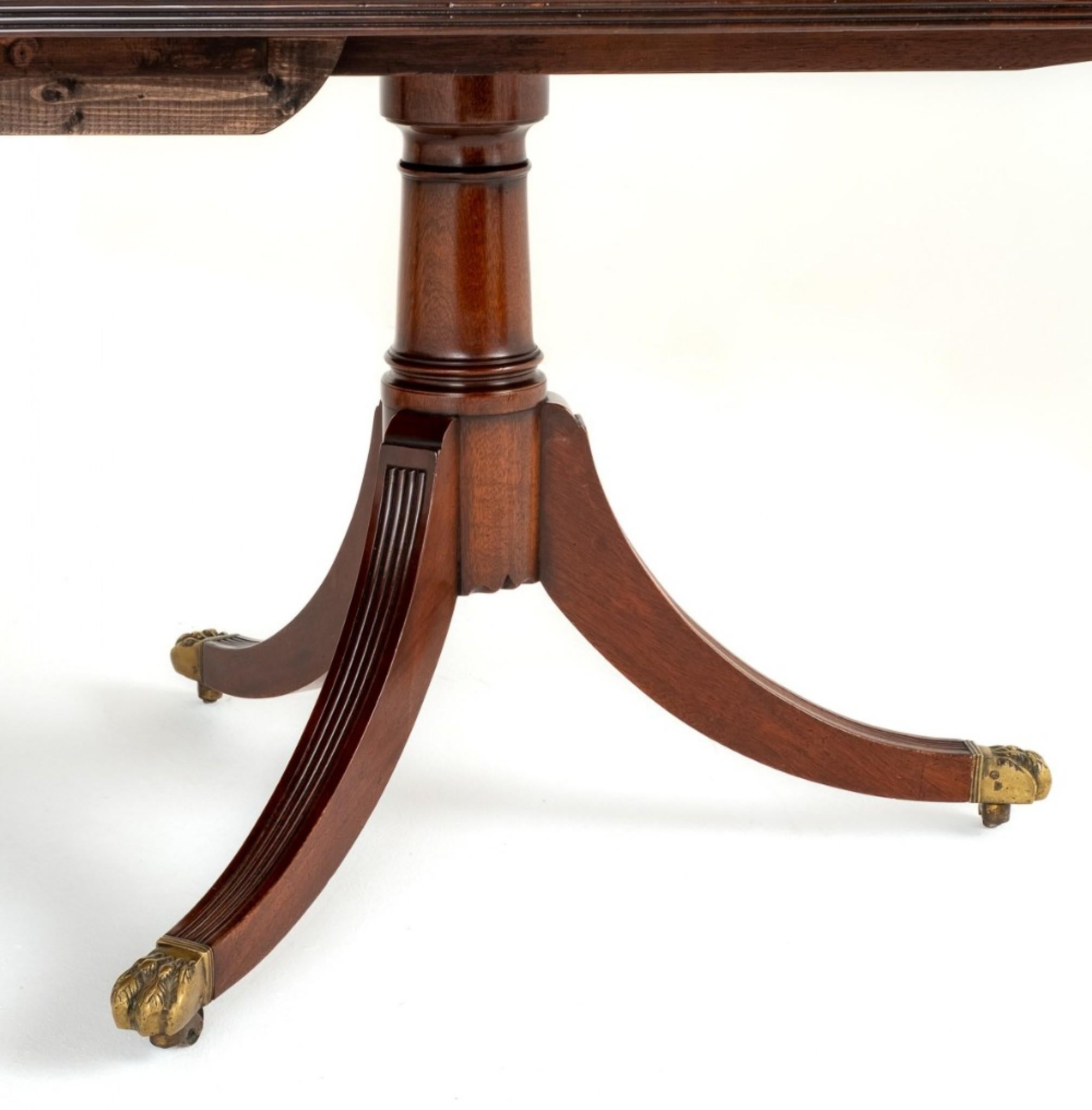 Late 20th Century Large Regency Dining Table Pedestal 18 Seater Mahogany For Sale