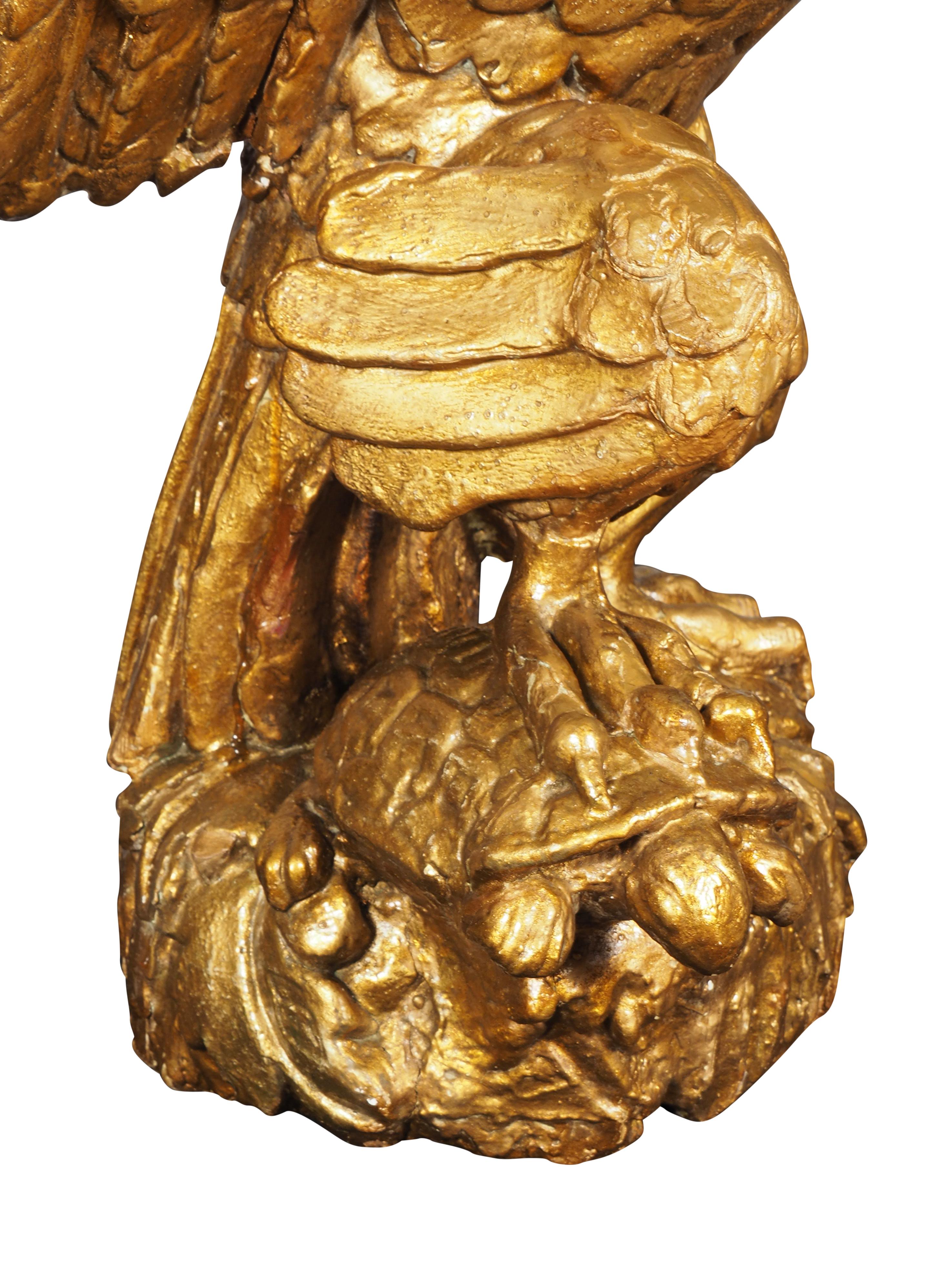 Grande aquila Regency in legno dorato in vendita 7
