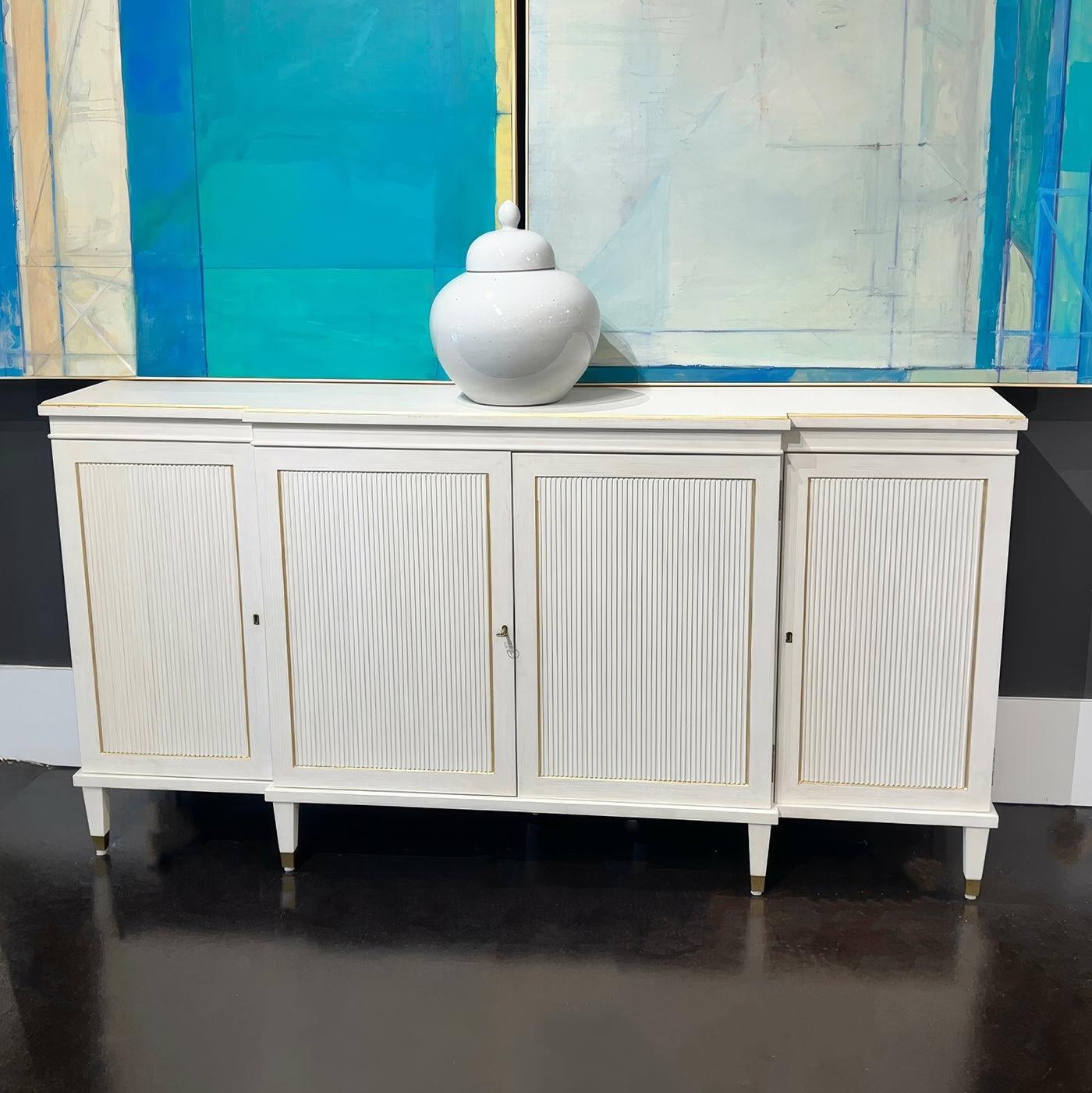 Large Regency Parcel Gilt Credenza In New Condition For Sale In Westwood, NJ