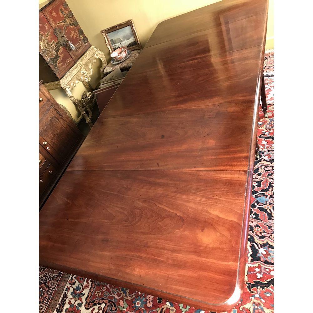English Large Regency Period Mahogany Dining Table For Sale