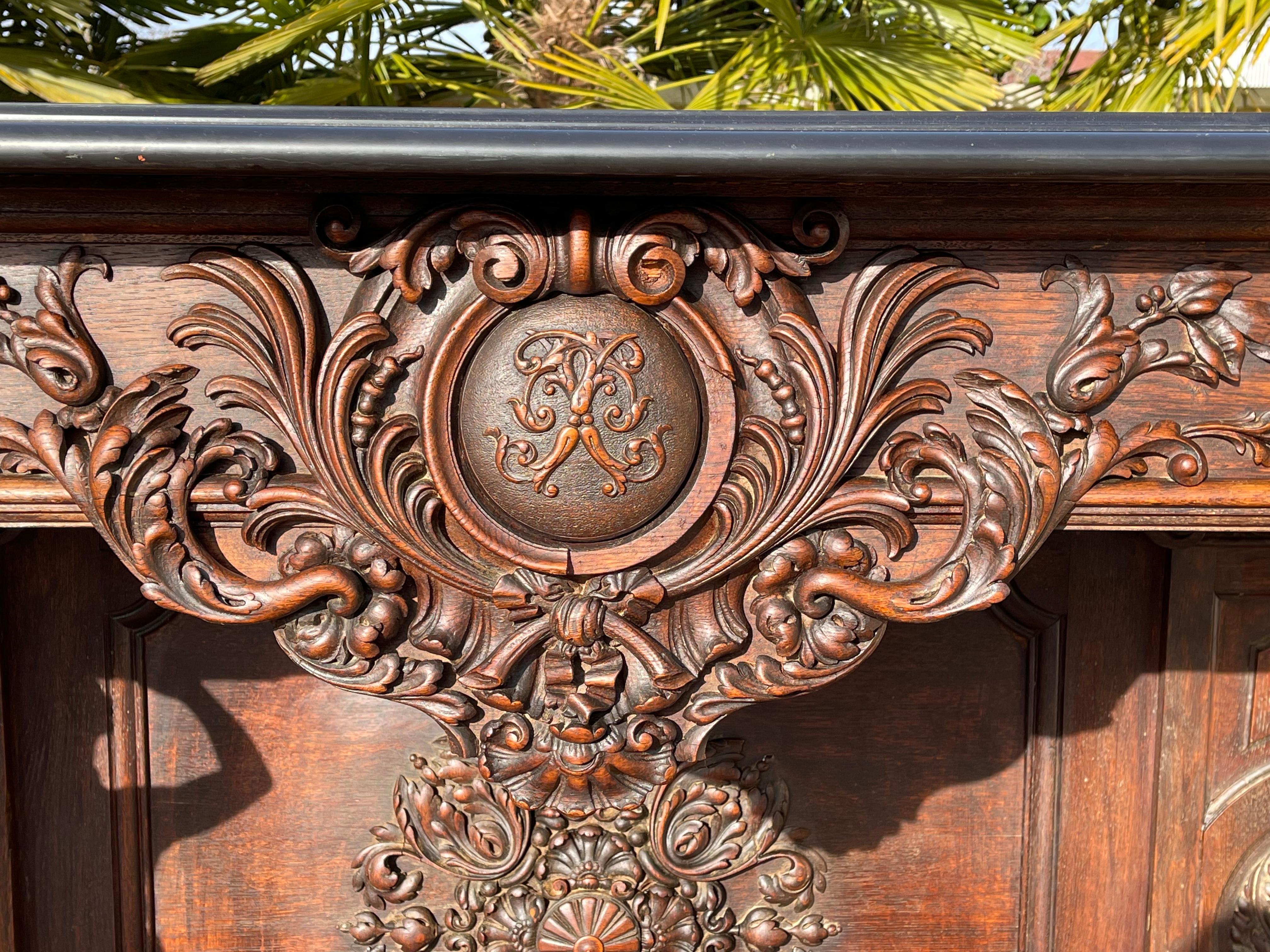 Renaissance Revival Large Renaissance Style Oak Console, 19th Century For Sale