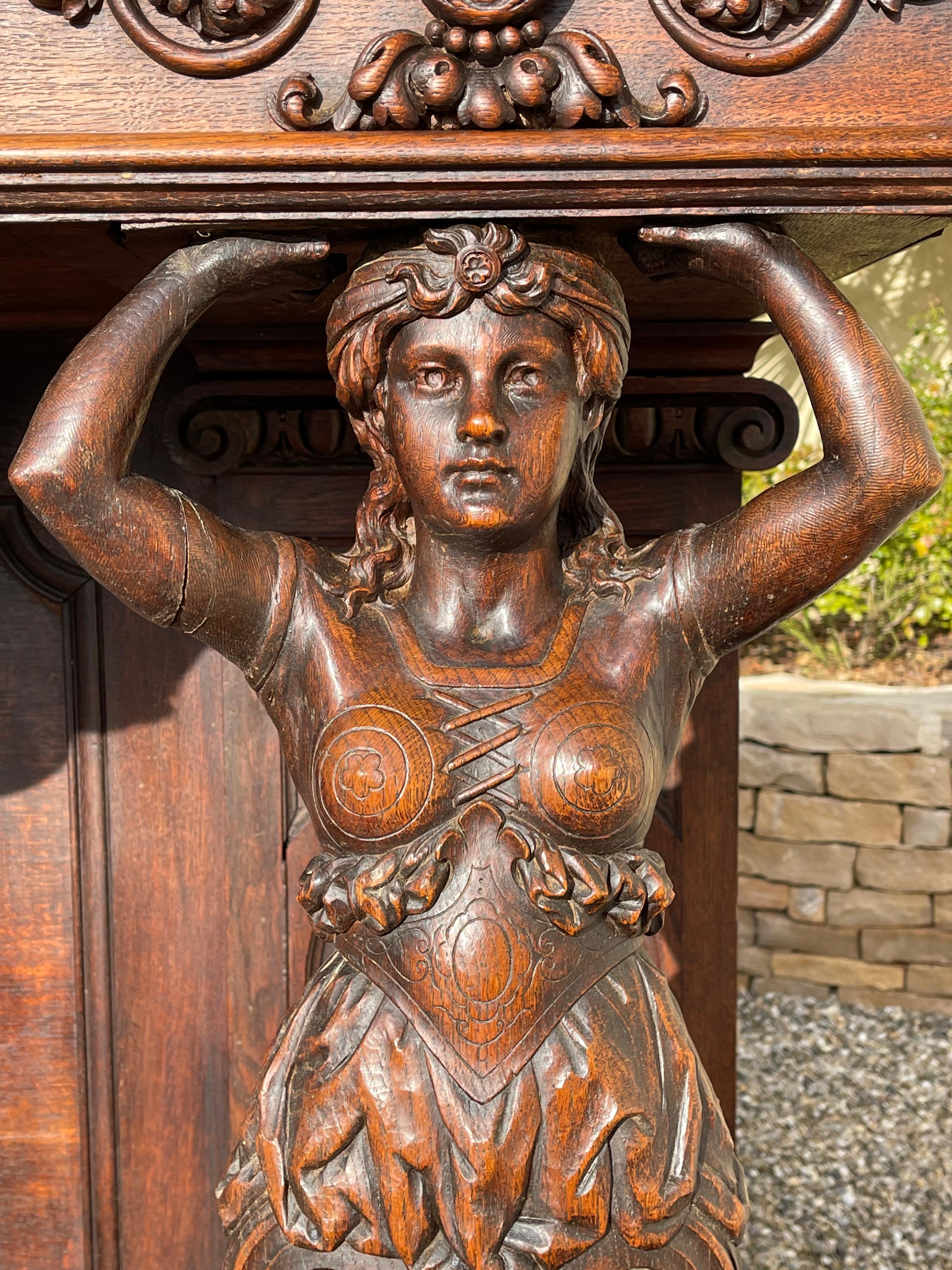Hand-Carved Large Renaissance Style Oak Console, 19th Century For Sale