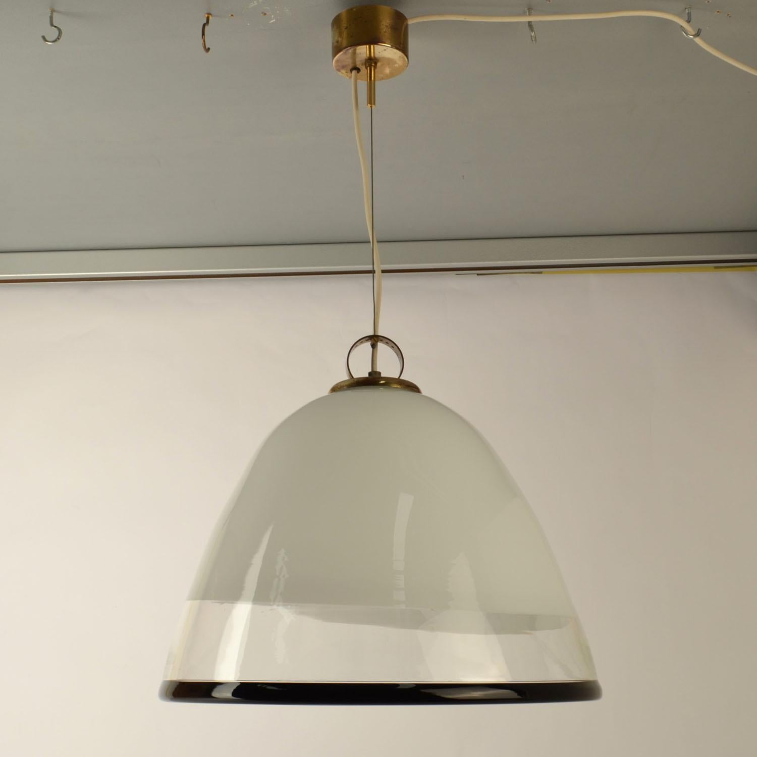 Laiton Grande suspension en forme de cloche Renato Toso pour Leucos Murano, années 1960 en vente
