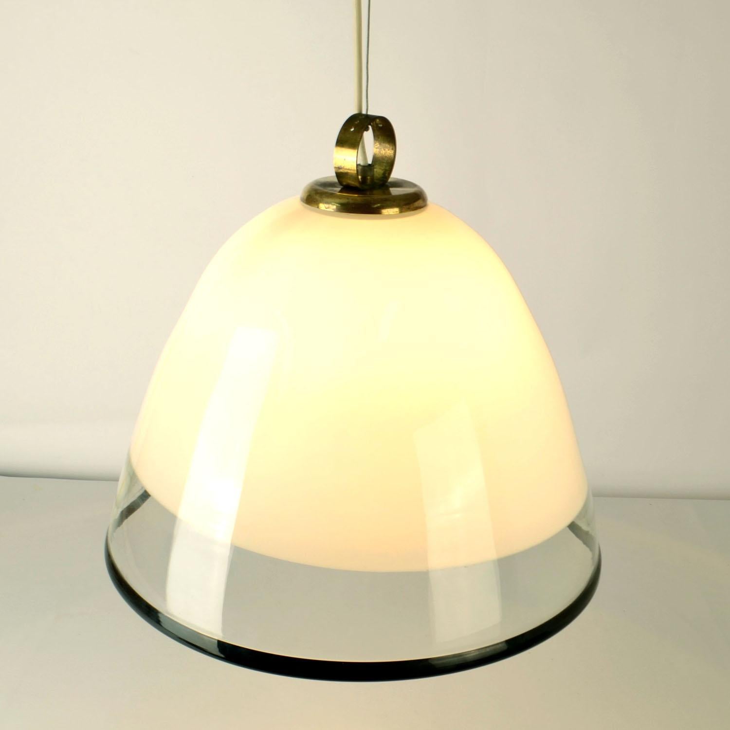 Grande suspension en forme de cloche Renato Toso pour Leucos Murano, années 1960 en vente 2
