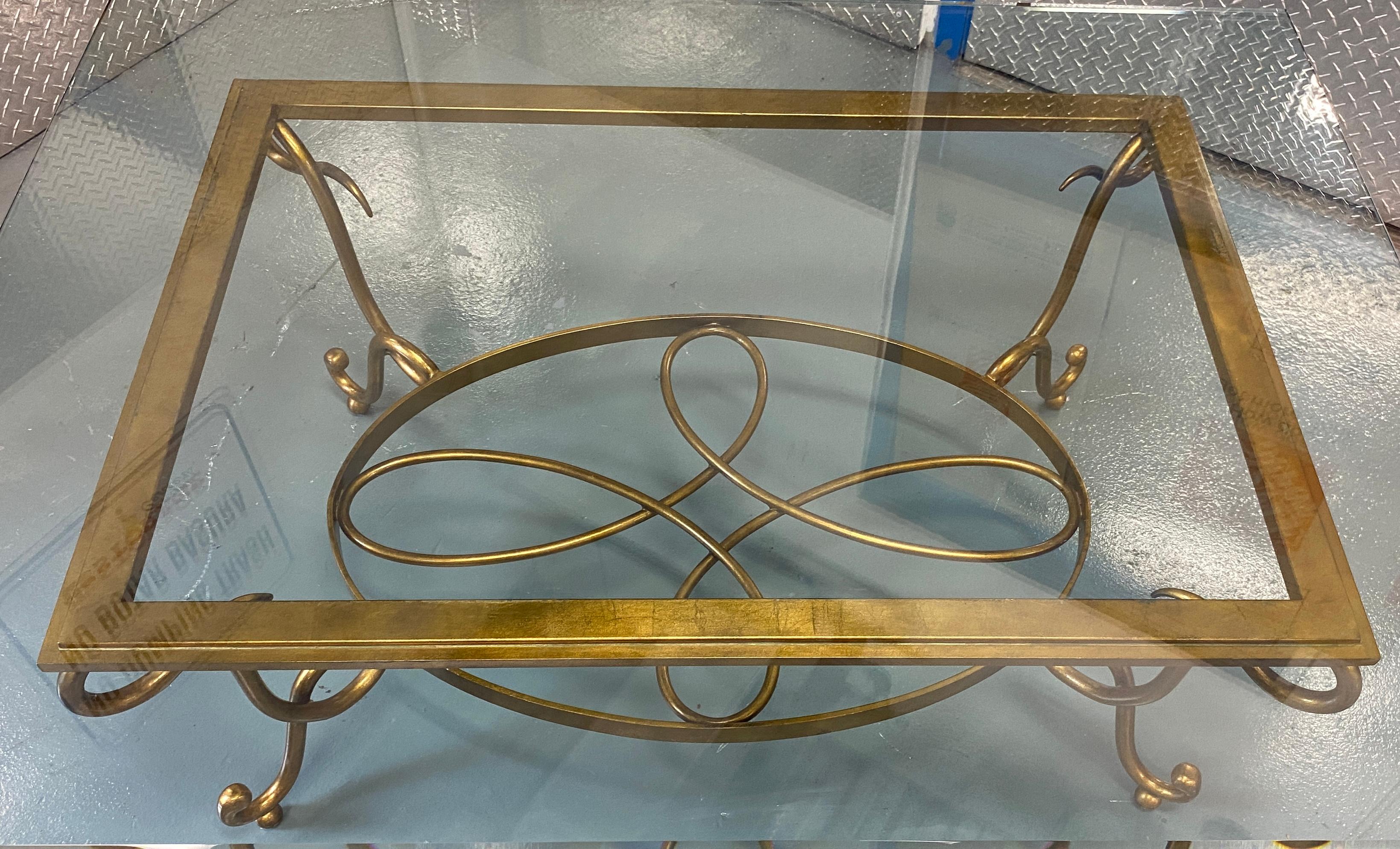 Mesa baja grande de hierro estilo René Prou o Cocktail Tables francesa de los años 40 en venta 4