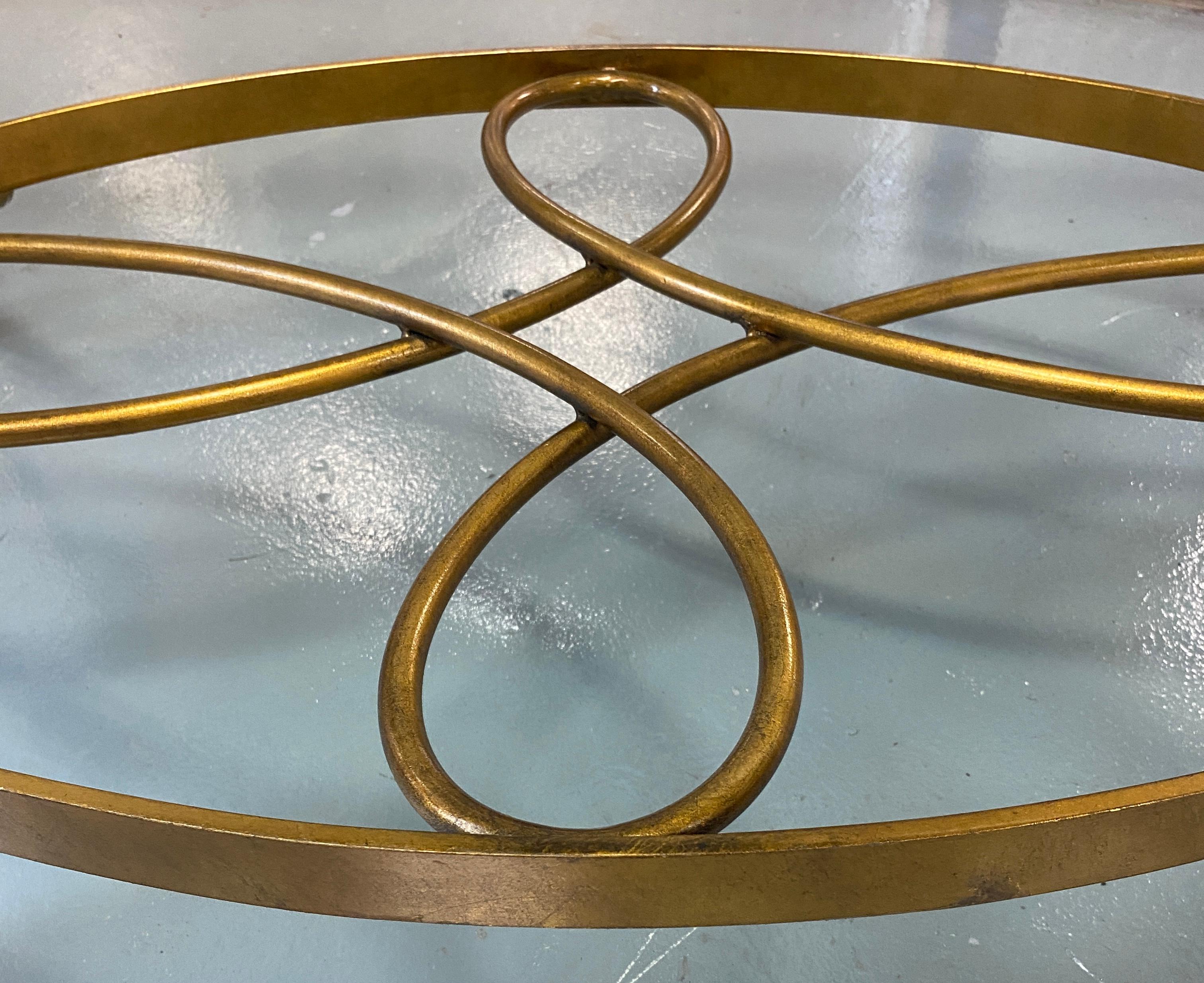 Mesa baja grande de hierro estilo René Prou o Cocktail Tables francesa de los años 40 Vidrio en venta