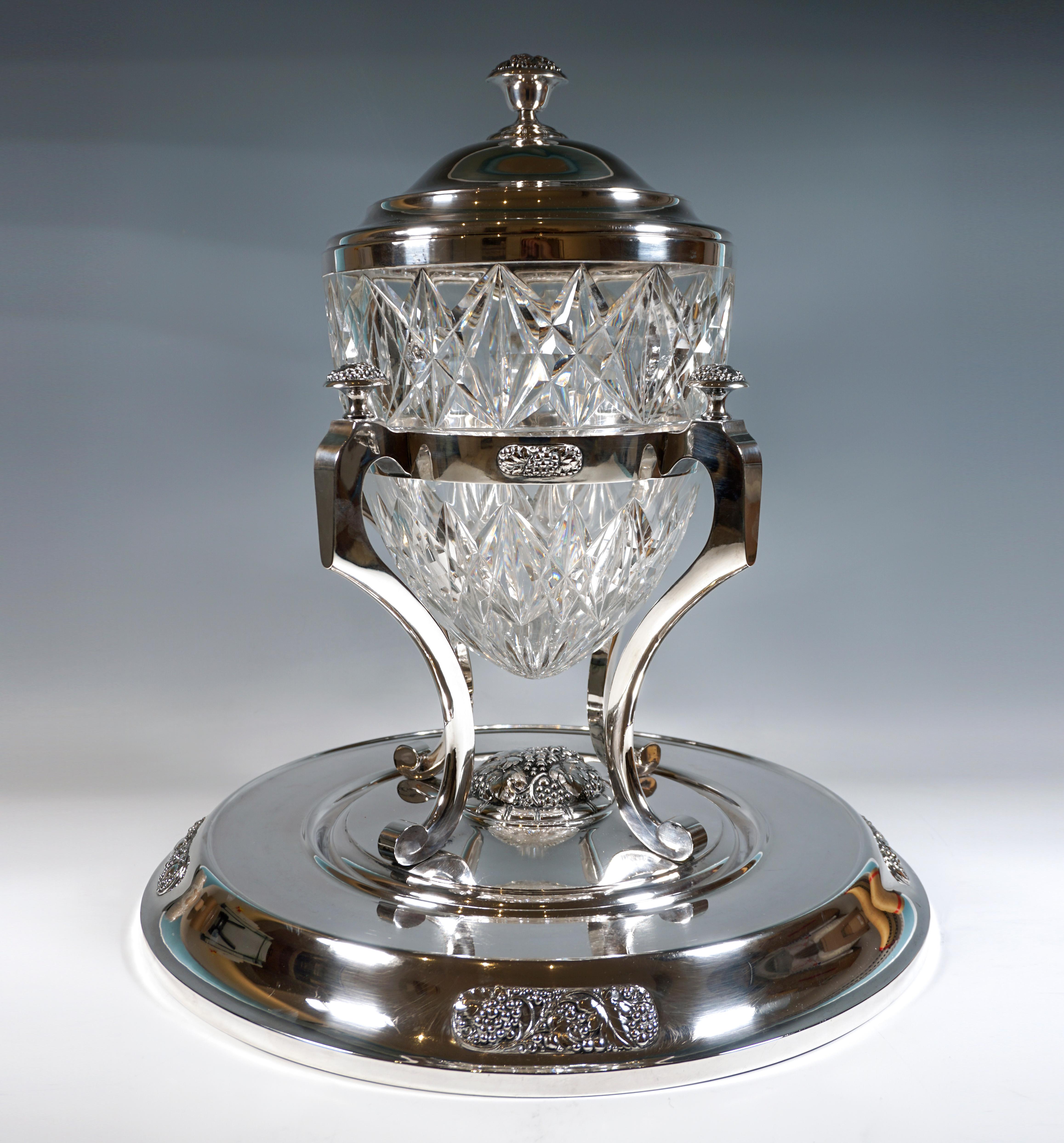 Faceted Large Representative Art Déco Punch Set for 12 People, Theodor Mueller, Germany