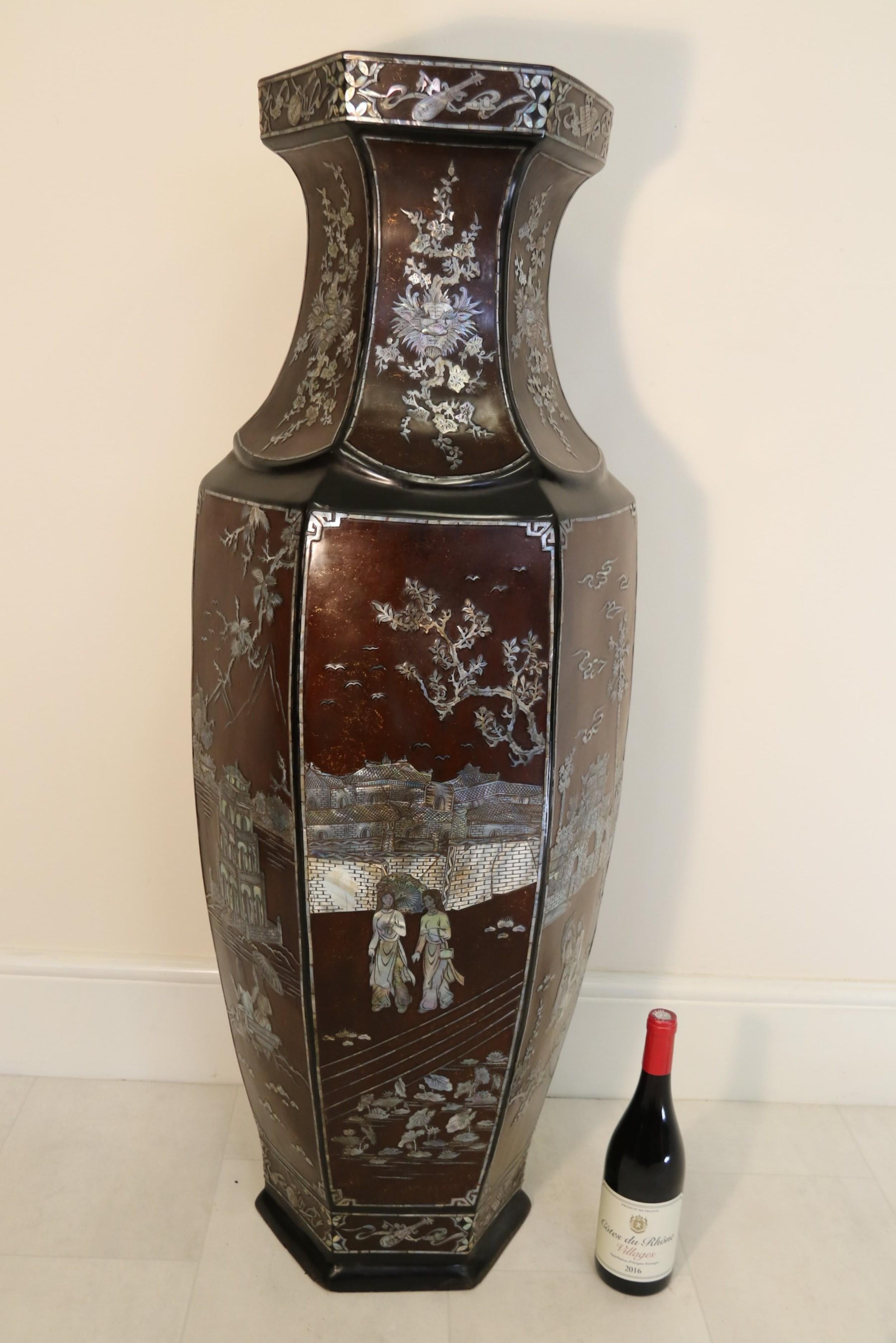 Large Republican Period Chinese Lacquer Vase  with Mother of Pearl Inlay 9