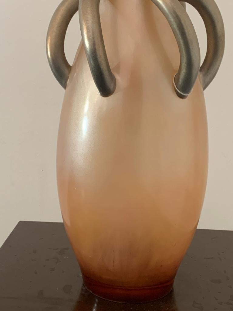 Grand vase en résine de Lam Lee Group, années 1980 en vente 3