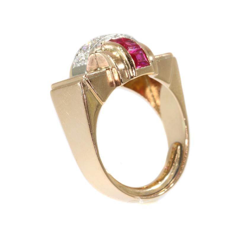 Large Retro Ruby and Diamond 18 Karat Rose Gold Cocktail Ring, 1940s For Sale 7