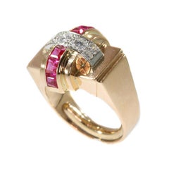 Large Retro Ruby and Diamond 18 Karat Rose Gold Cocktail Ring, 1940s