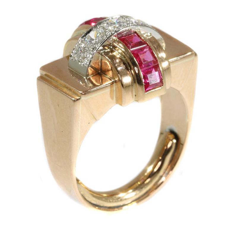 Large Retro Ruby and Diamond 18 Karat Rose Gold Cocktail Ring, 1940s For Sale