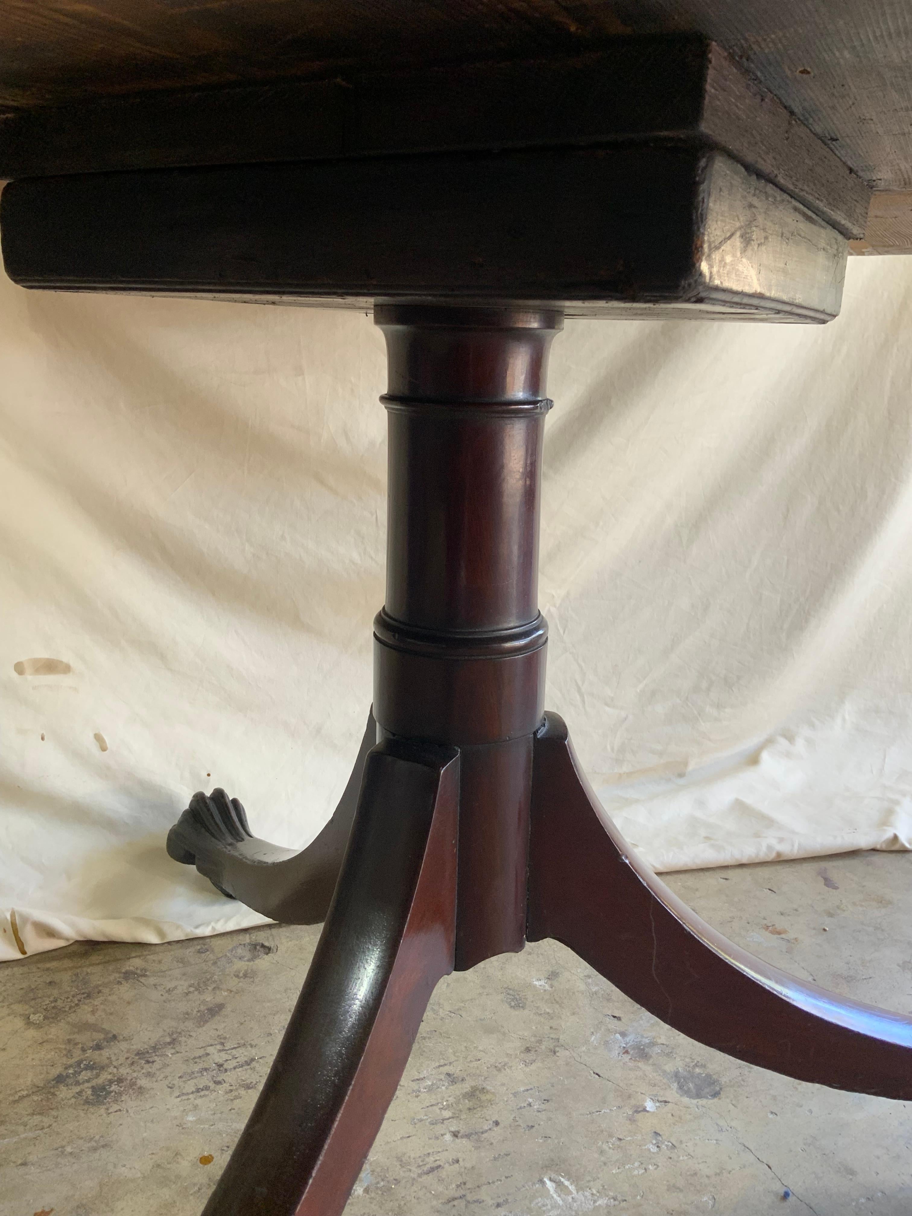 Large 19th Century Revolving Mahogany Drum Table For Sale 3