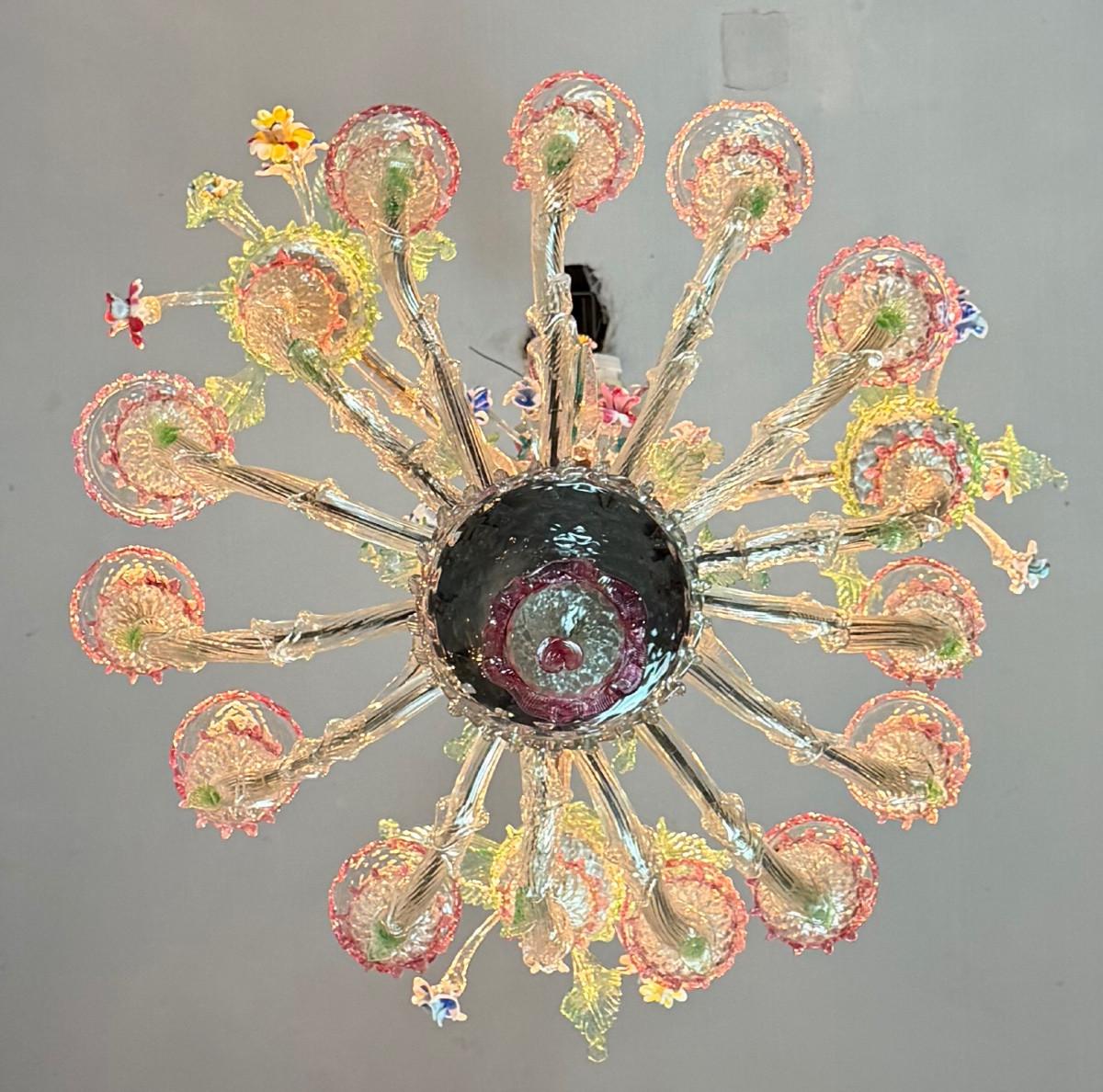 Gran araña veneciana Rezzonico de cristal de Murano multicolor, hacia 1920 Art Decó en venta