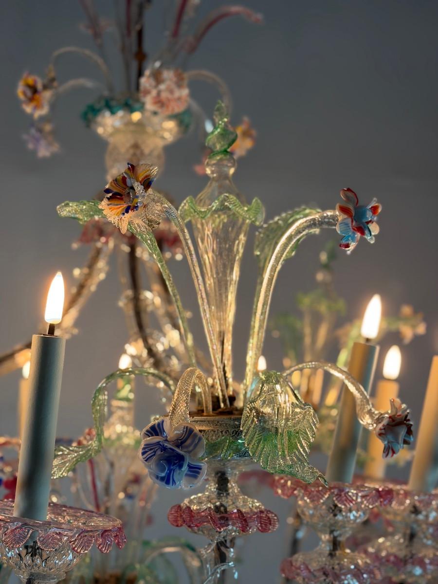 Gran araña veneciana Rezzonico de cristal de Murano multicolor, hacia 1920 en venta 1