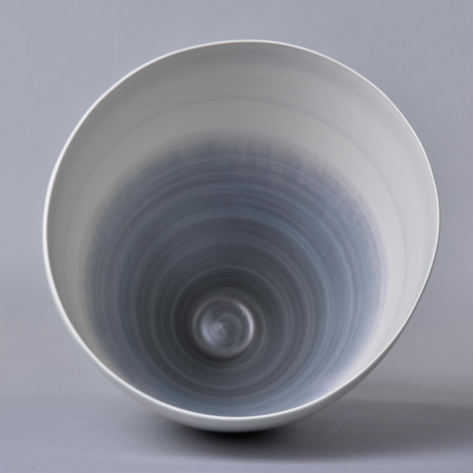 Porcelain Large Rina Menardi Cup Vase in Shaded Water Glaze