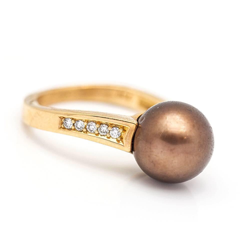 LARGÉ Ring Gold, Pearl and Diamond For Sale 1