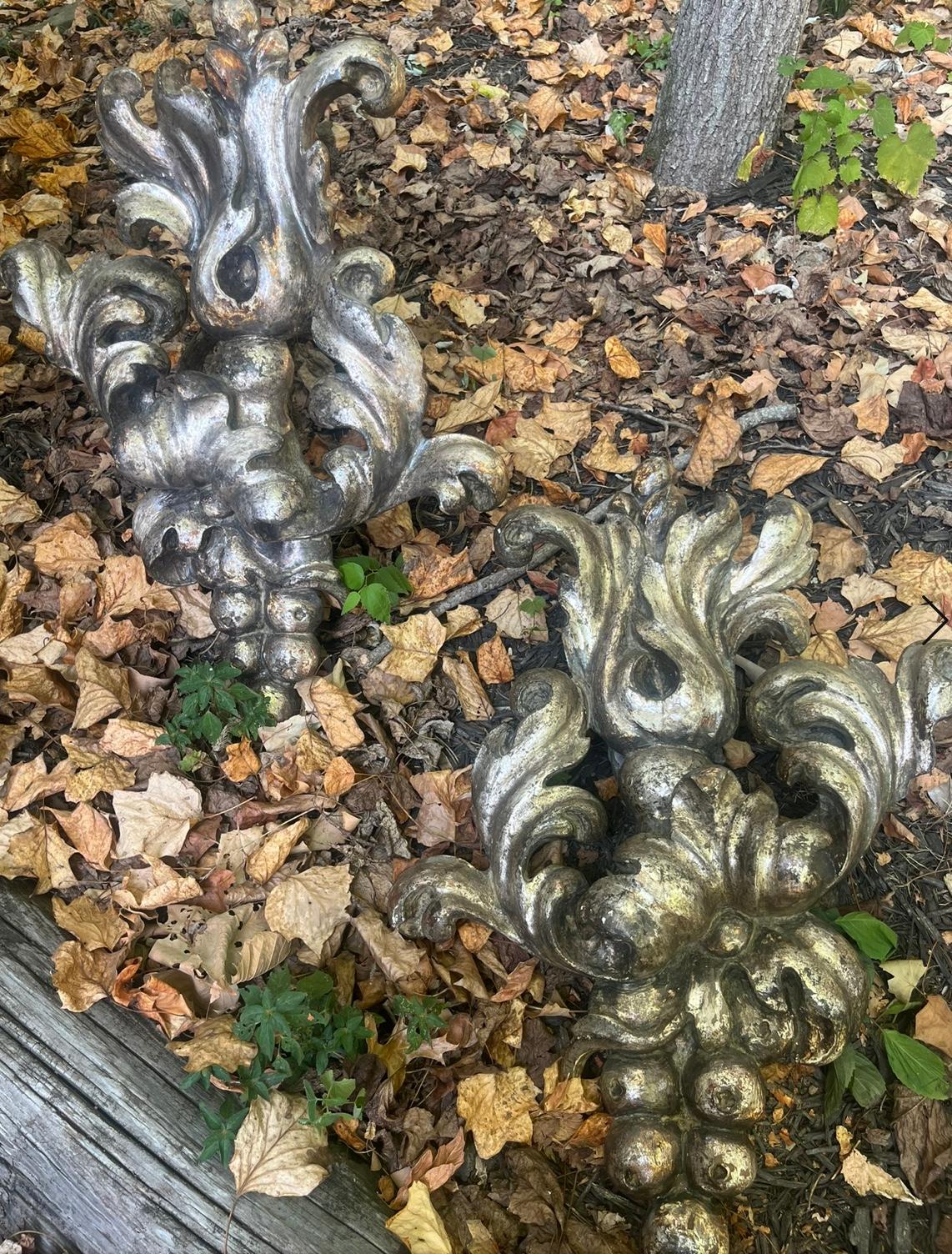 Large Robust Set of Carved Silver Gilt Acanthus Wall Appliqué's or Trophies For Sale 3