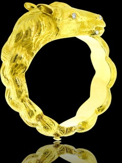 Large & Robust solid 18K Horse with Diamond Eyes Vintage Bangle Bracelet