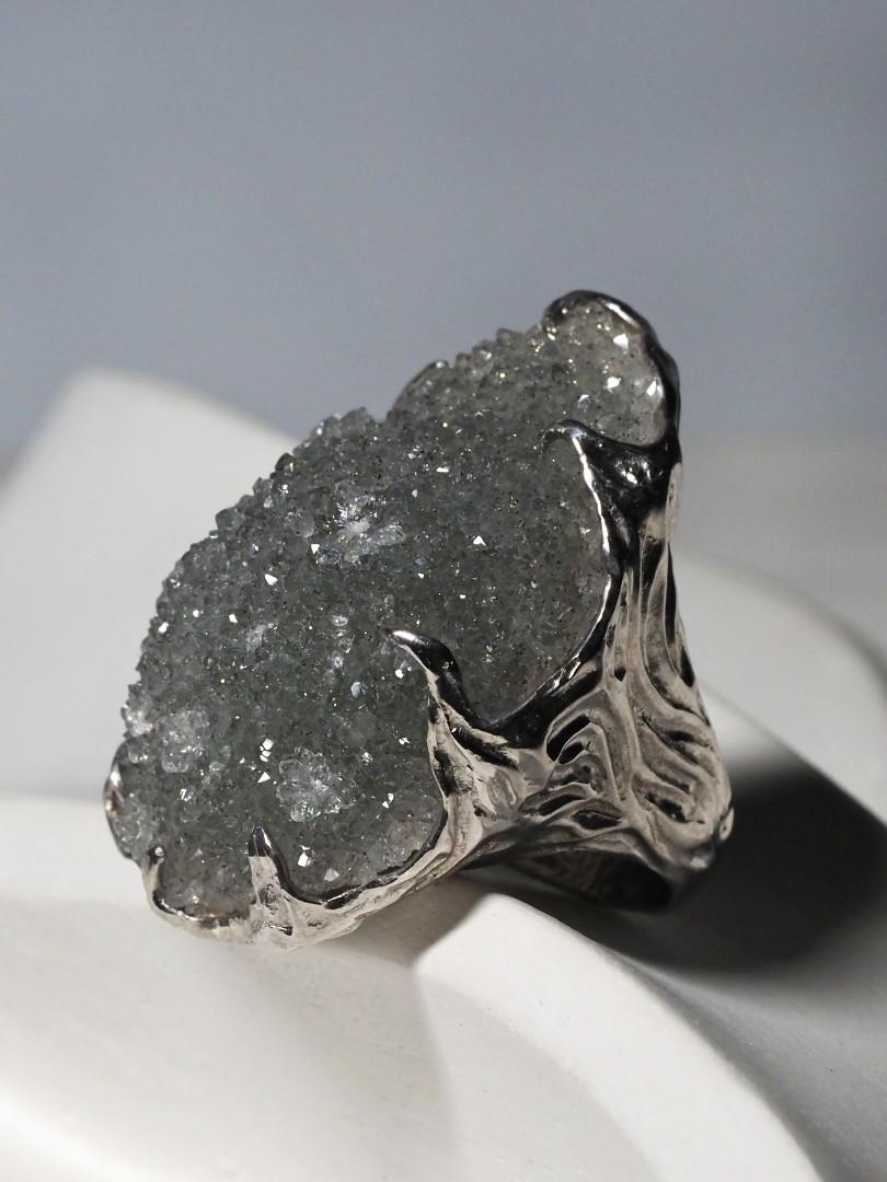 Large Rock Crystal Ring Silver Raw Druse Crystals Grey Lord of the Rings For Sale 6