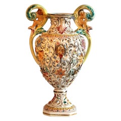 Grand vase amphore rococo en porcelaine signé Capodimonte