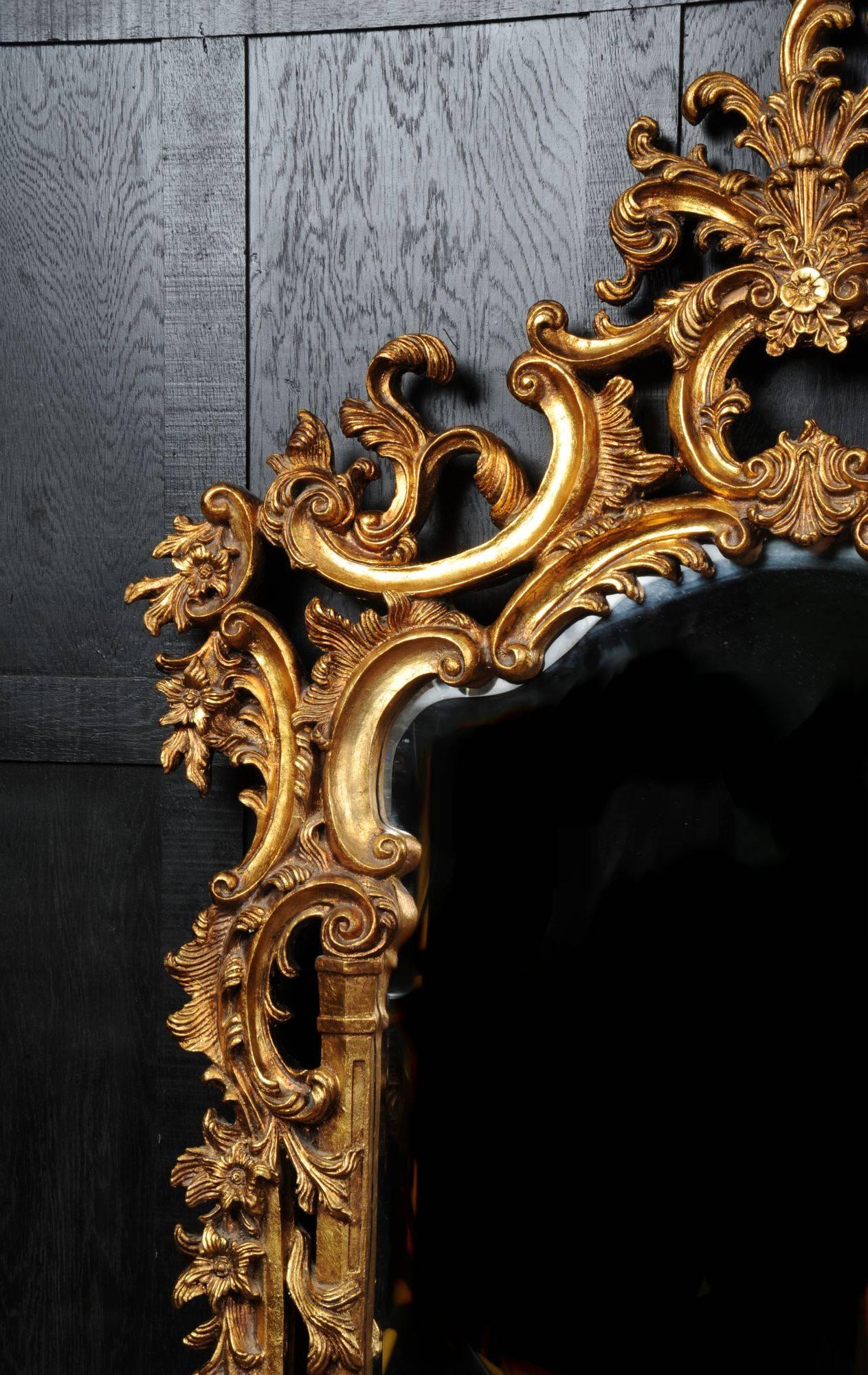 Large Rococo Carved Giltwood Mirror In Good Condition In Belper, Derbyshire