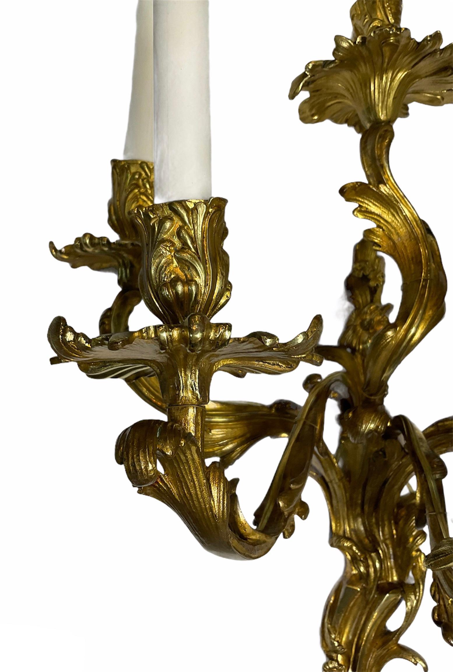 Large Rococo Louis XV French Gilt Bronze Five Arms Pair of Wall Sconces For Sale 6