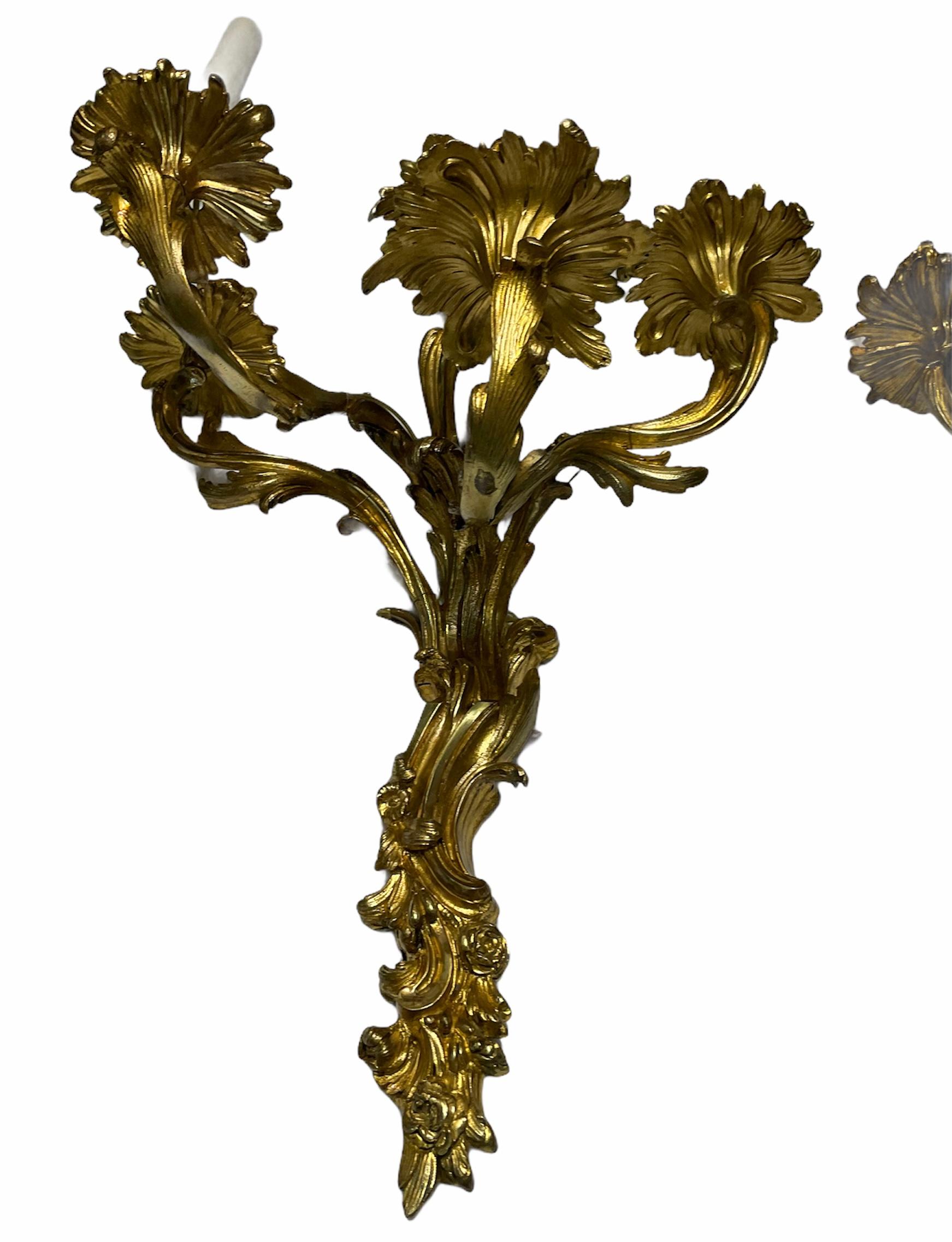 Large Rococo Louis XV French Gilt Bronze Five Arms Pair of Wall Sconces For Sale 9