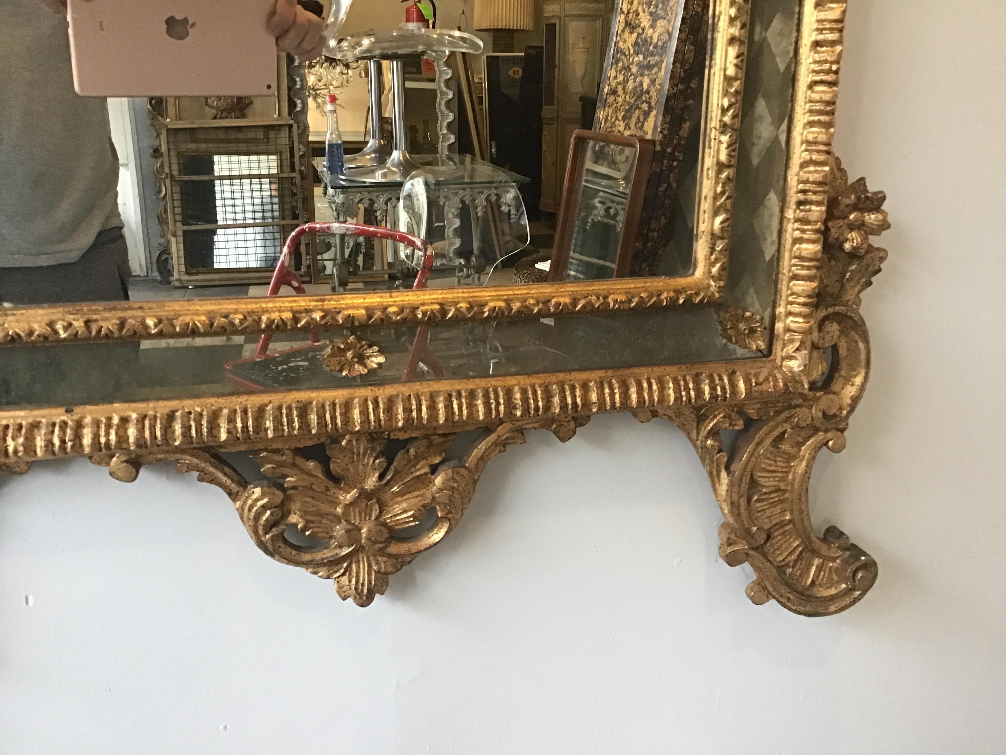 Large Rococo Style Italian Carved Wood Gilt Mirror For Sale 6