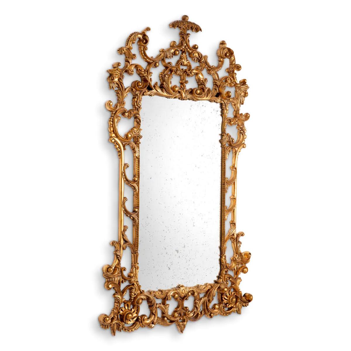 Français Grand miroir de style rococo en bois sculpté et doré, 20e siècle. en vente