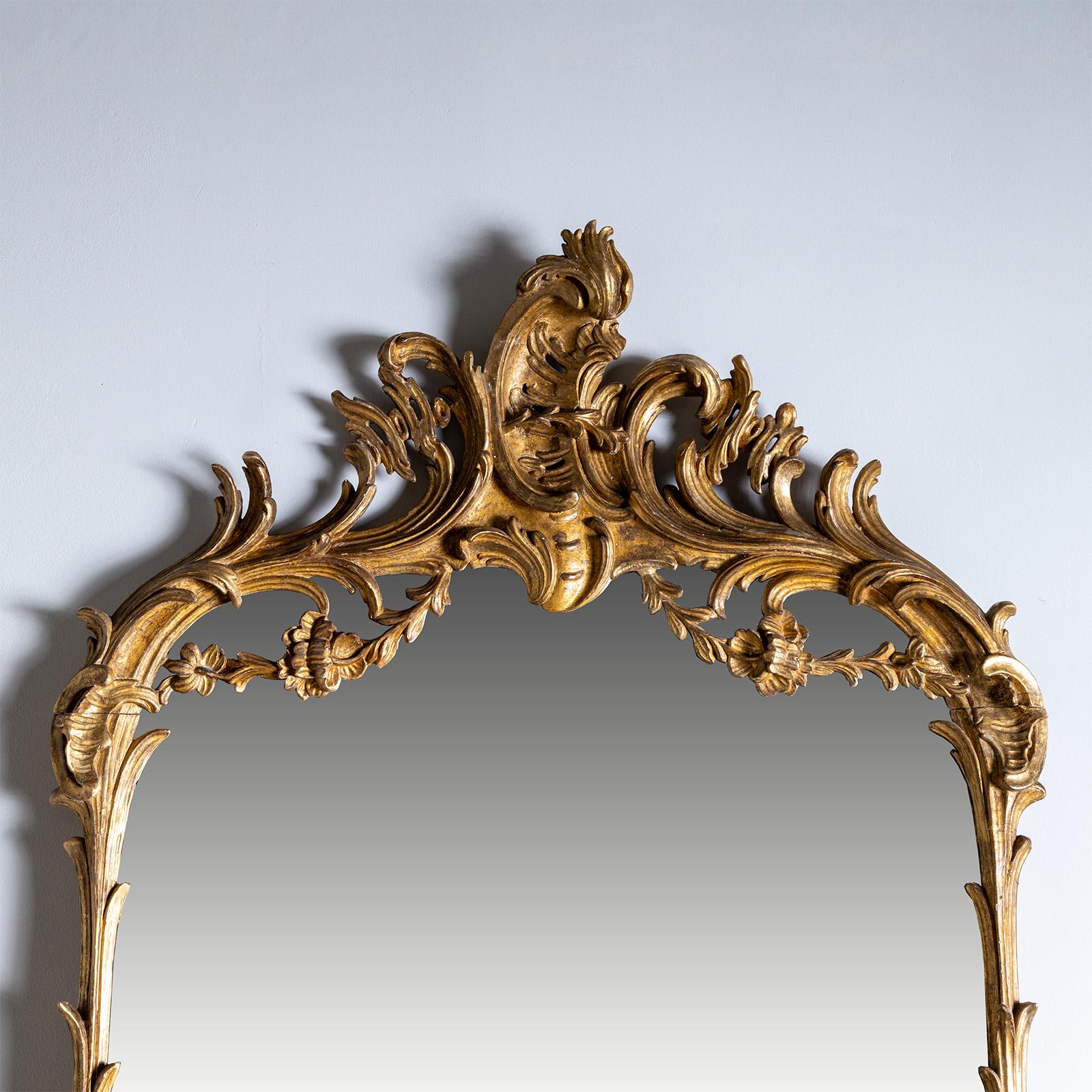 Grand miroir mural rococo, 18ème siècle Bon état - En vente à Greding, DE