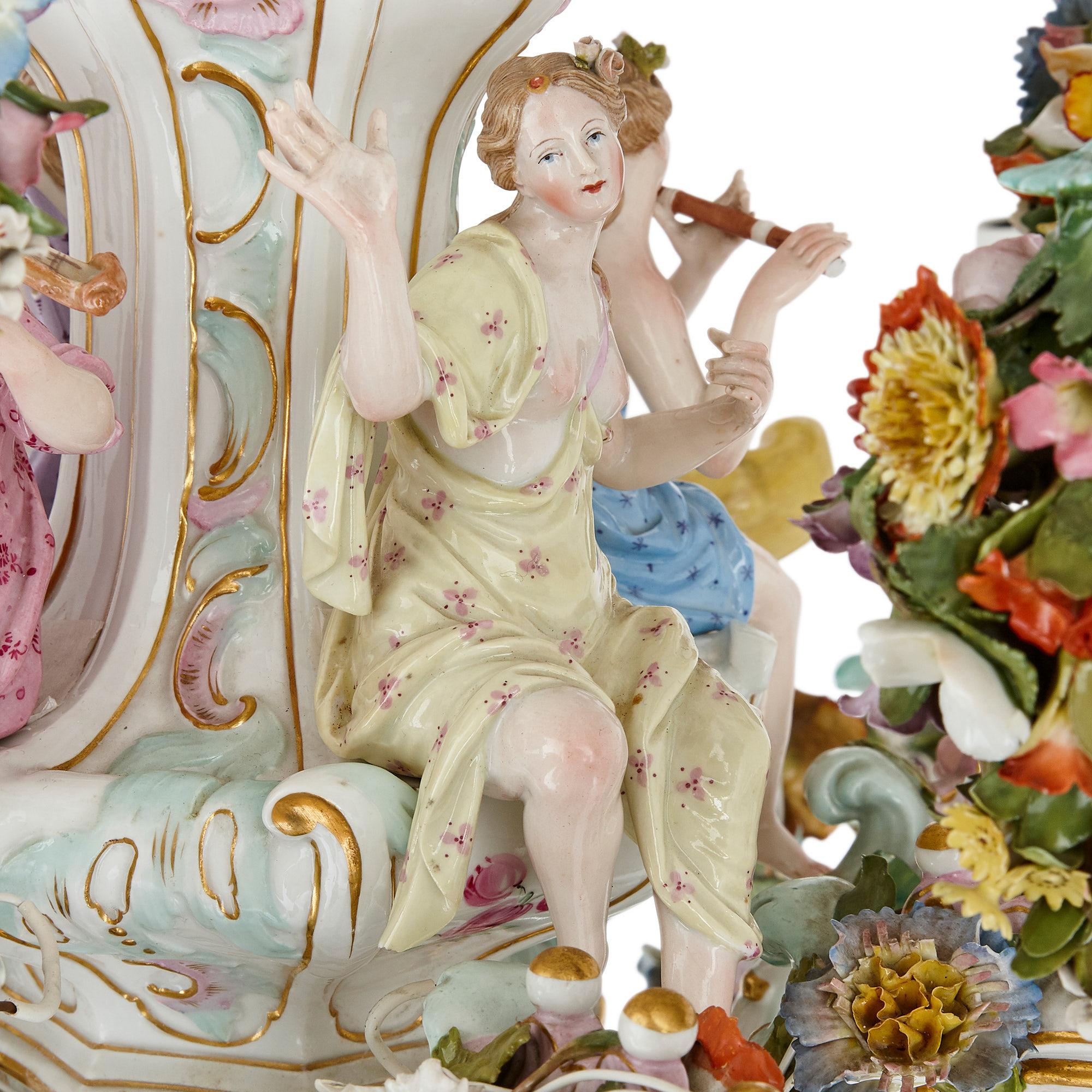 Large Rococo Style Porcelain Chandelier by Meissen In Good Condition For Sale In London, GB