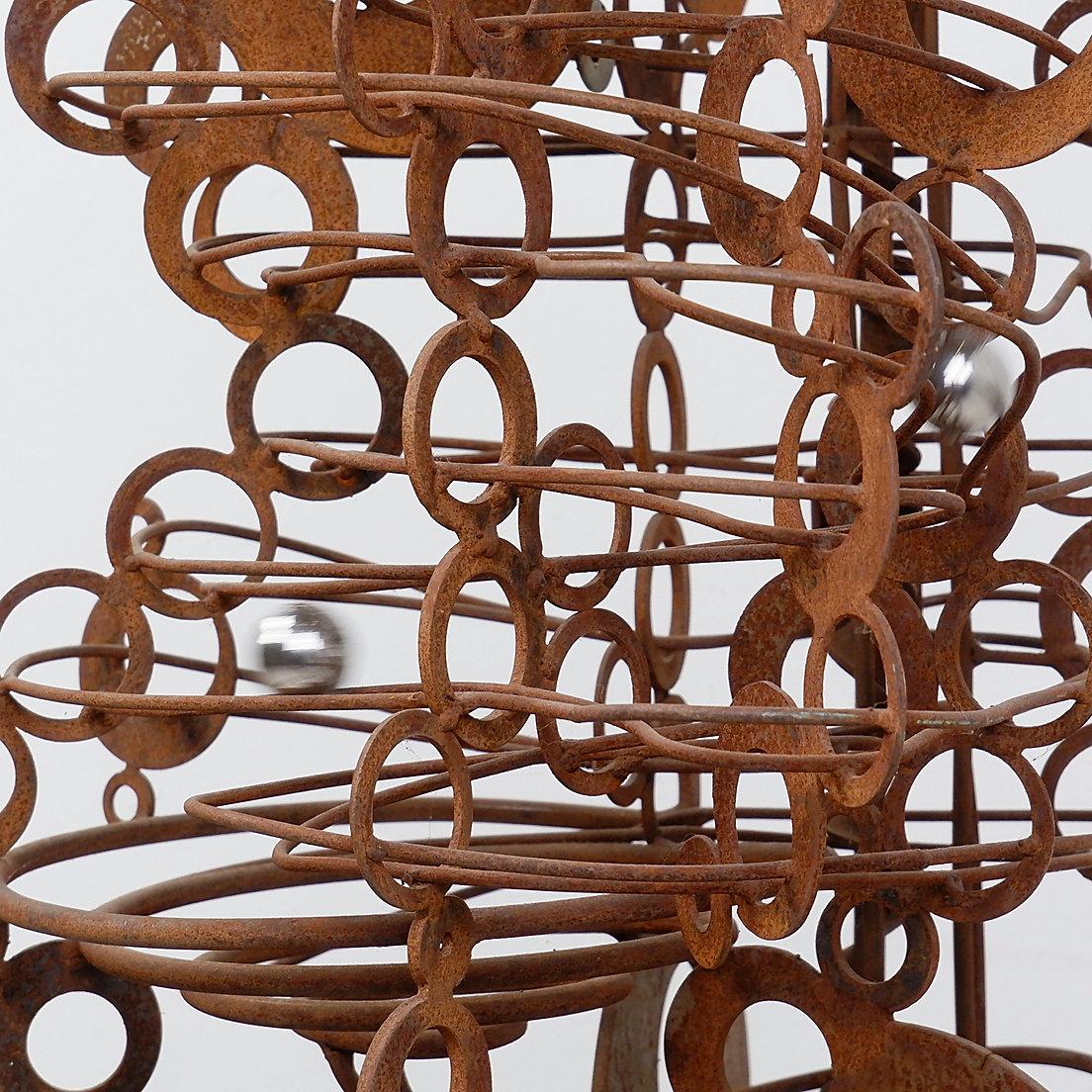Gran escultura cinética bola rodante : H 179cm - 20thc Desconocido en venta