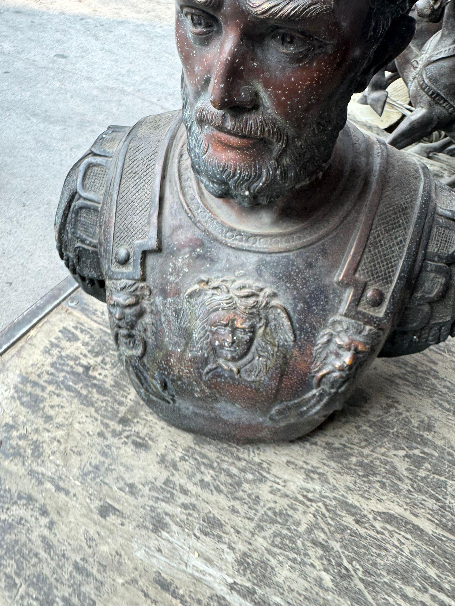 Gran Escultura Romana de Bronce 80 Cm mediados del siglo XX en venta