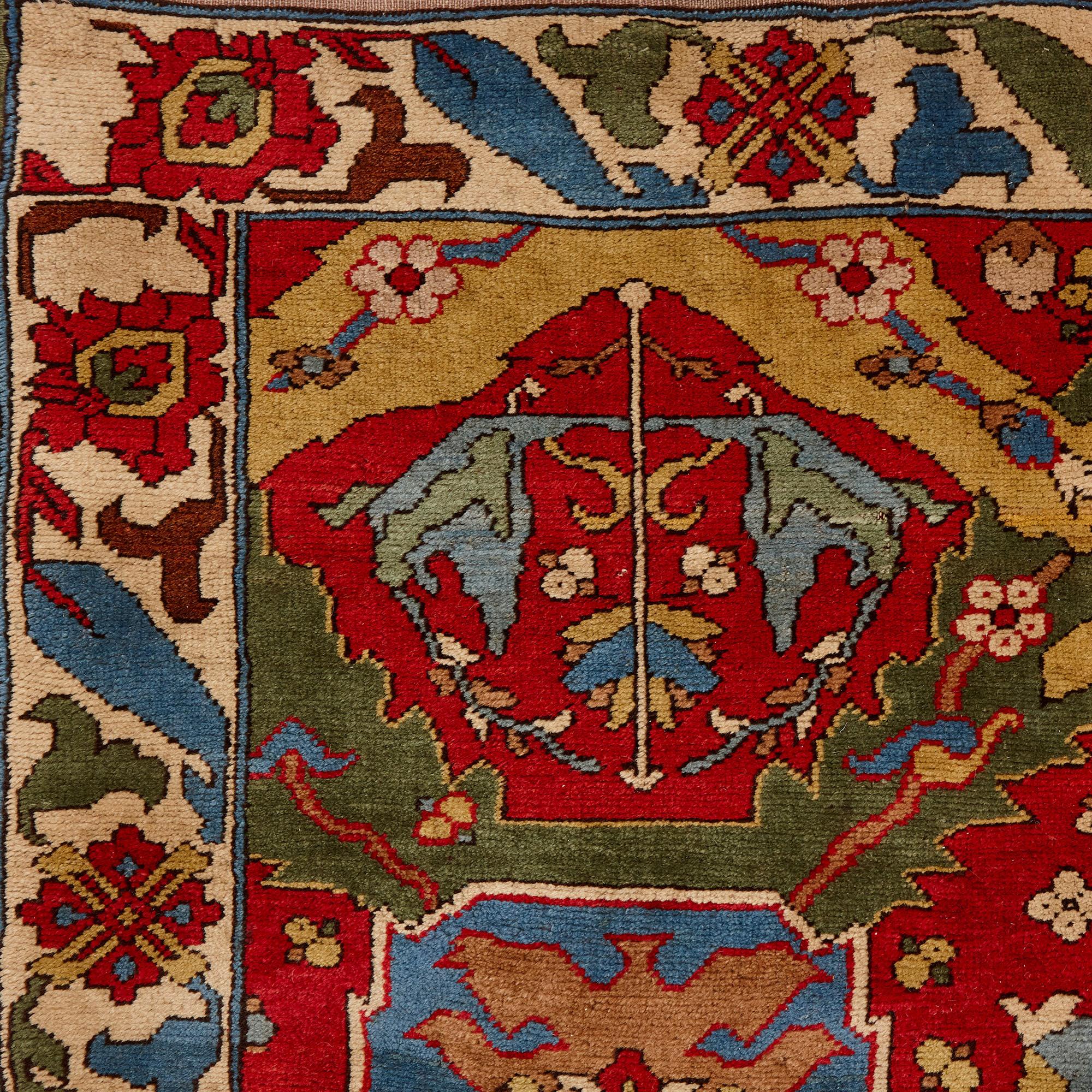 Roumain Grand tapis roumain à points noués, attribué à Tuduc en vente