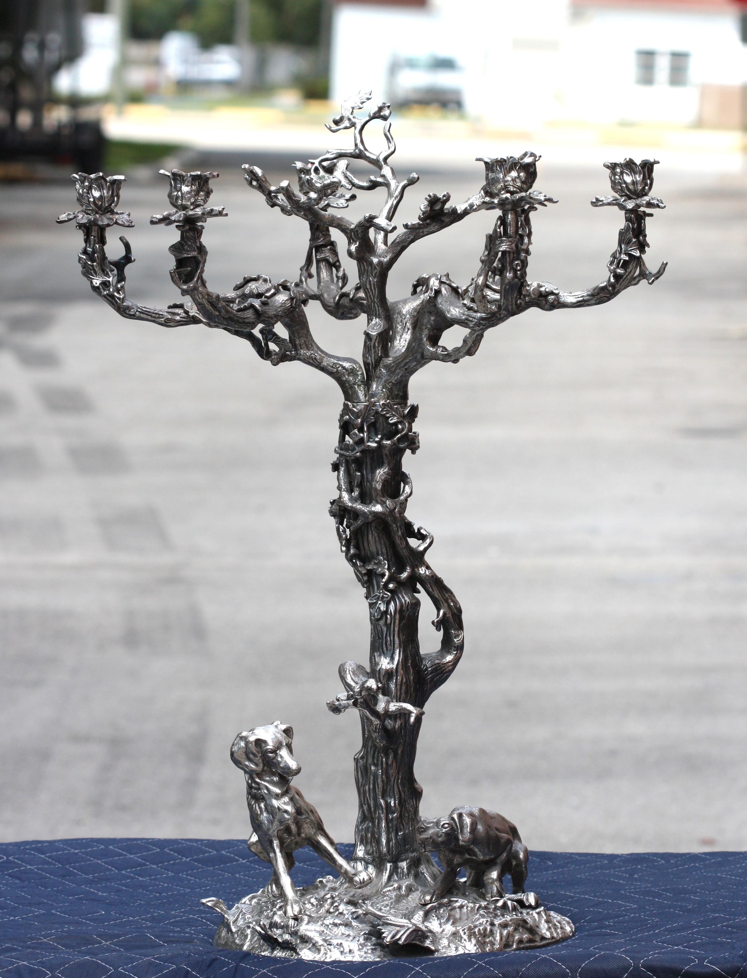 Großer romantischer versilberter Metallkandelaber mit sechs Lichtern im Angebot 2