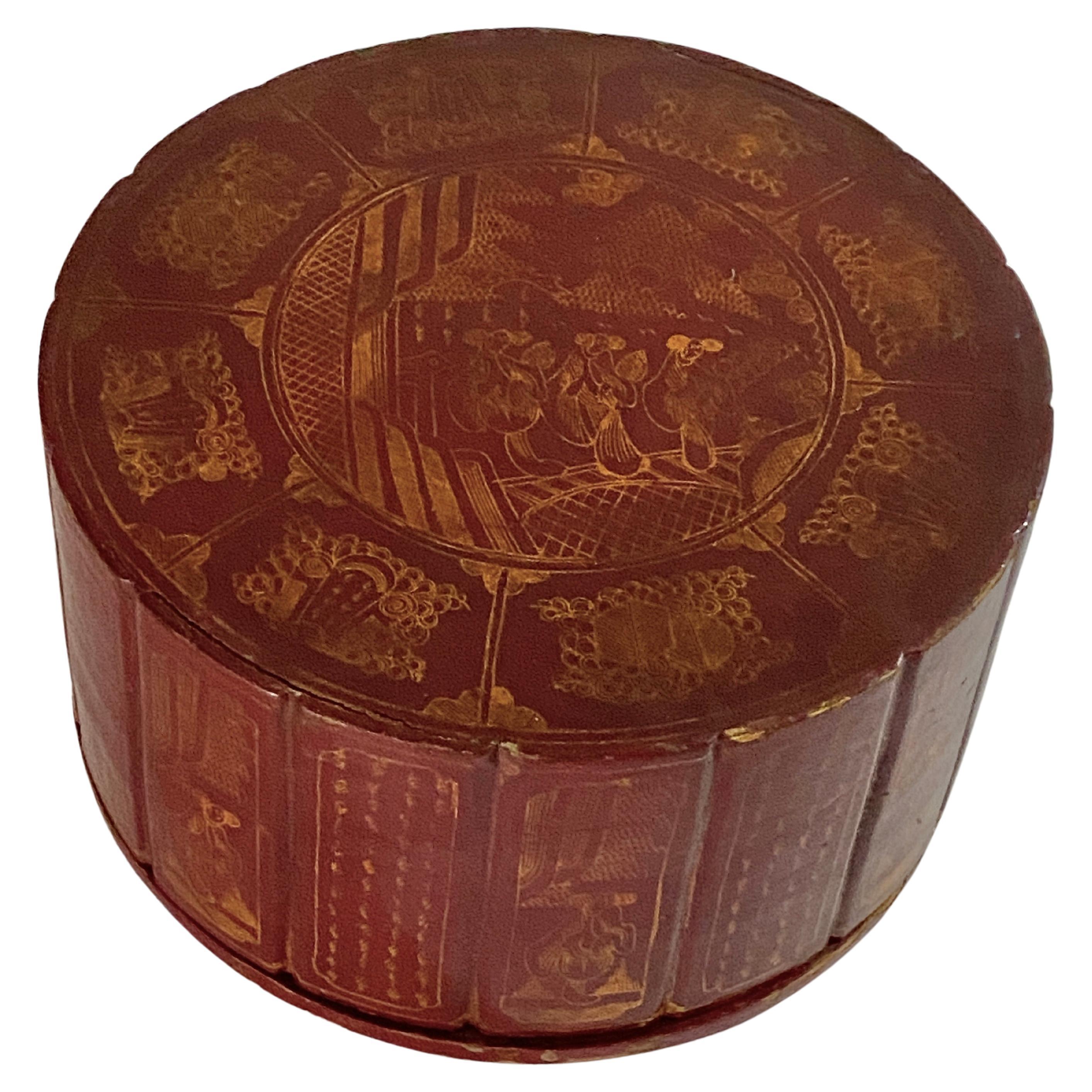 Large Rond Jewelry Box, Color with with Internal Compartments, Japan 19th