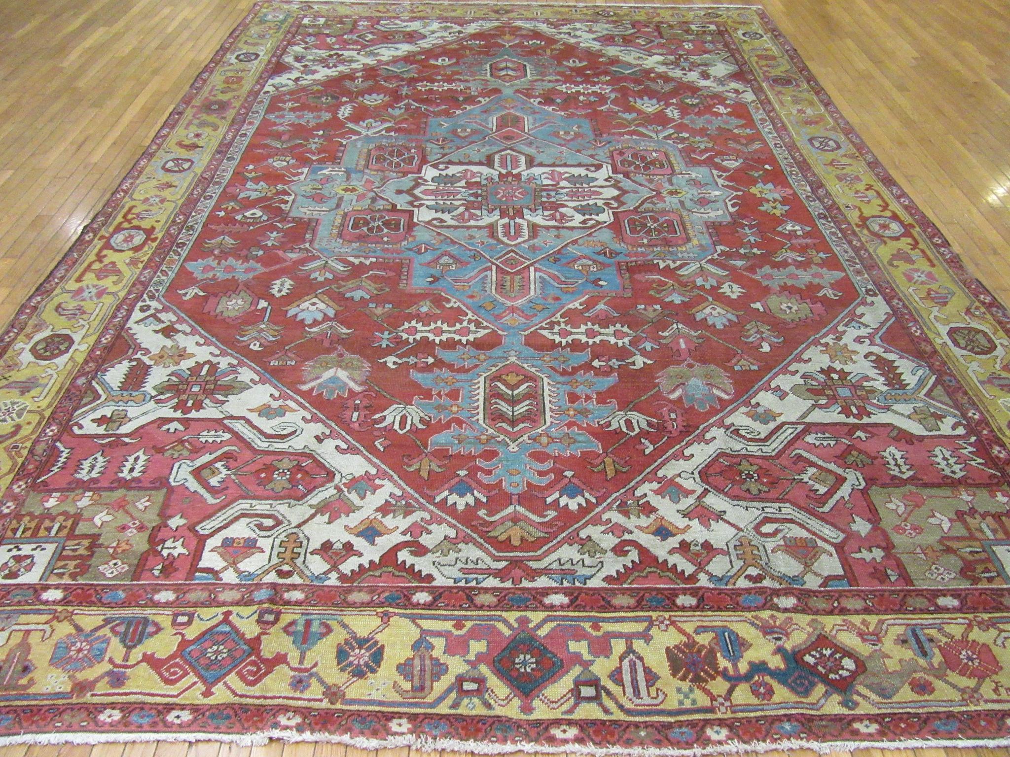 Large Room Size Antique Hand Knotted wool Red Teal and Gold Persian Serapi Rug For Sale 6