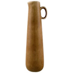 Grand vase en céramique Rörstrand "Ritzi" en style cannelé:: Suède:: années 1960